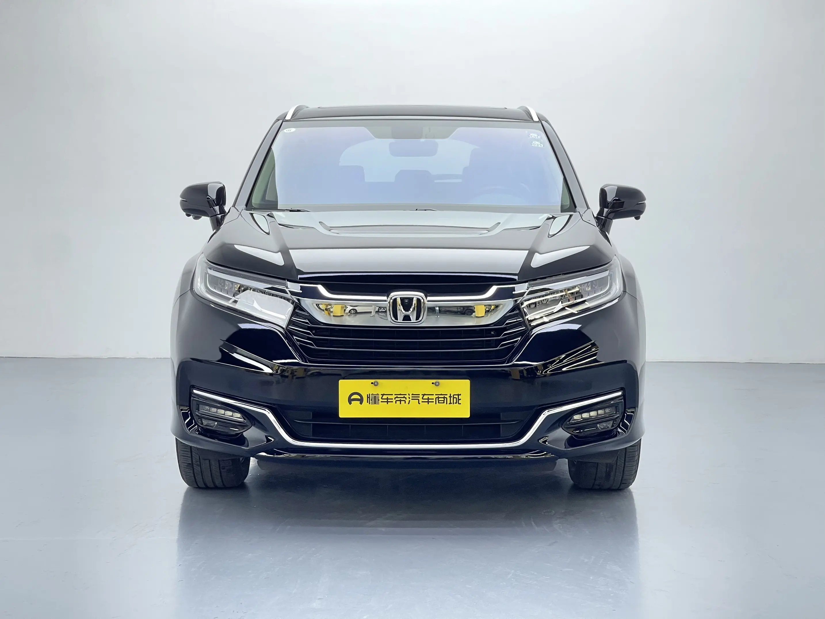Honda Avancier (Crown Road)  из Китая