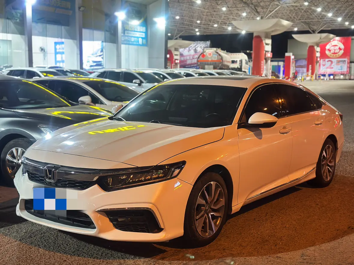 Honda Inspire (Yingshipai)  из Китая