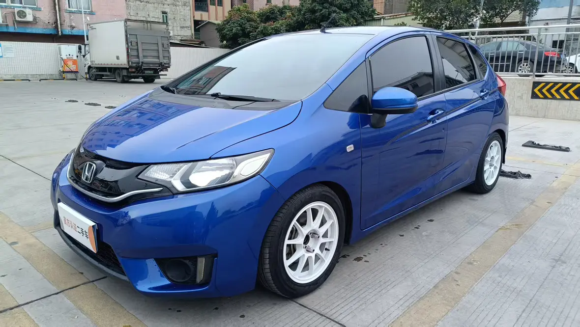 Honda Fit  из Китая