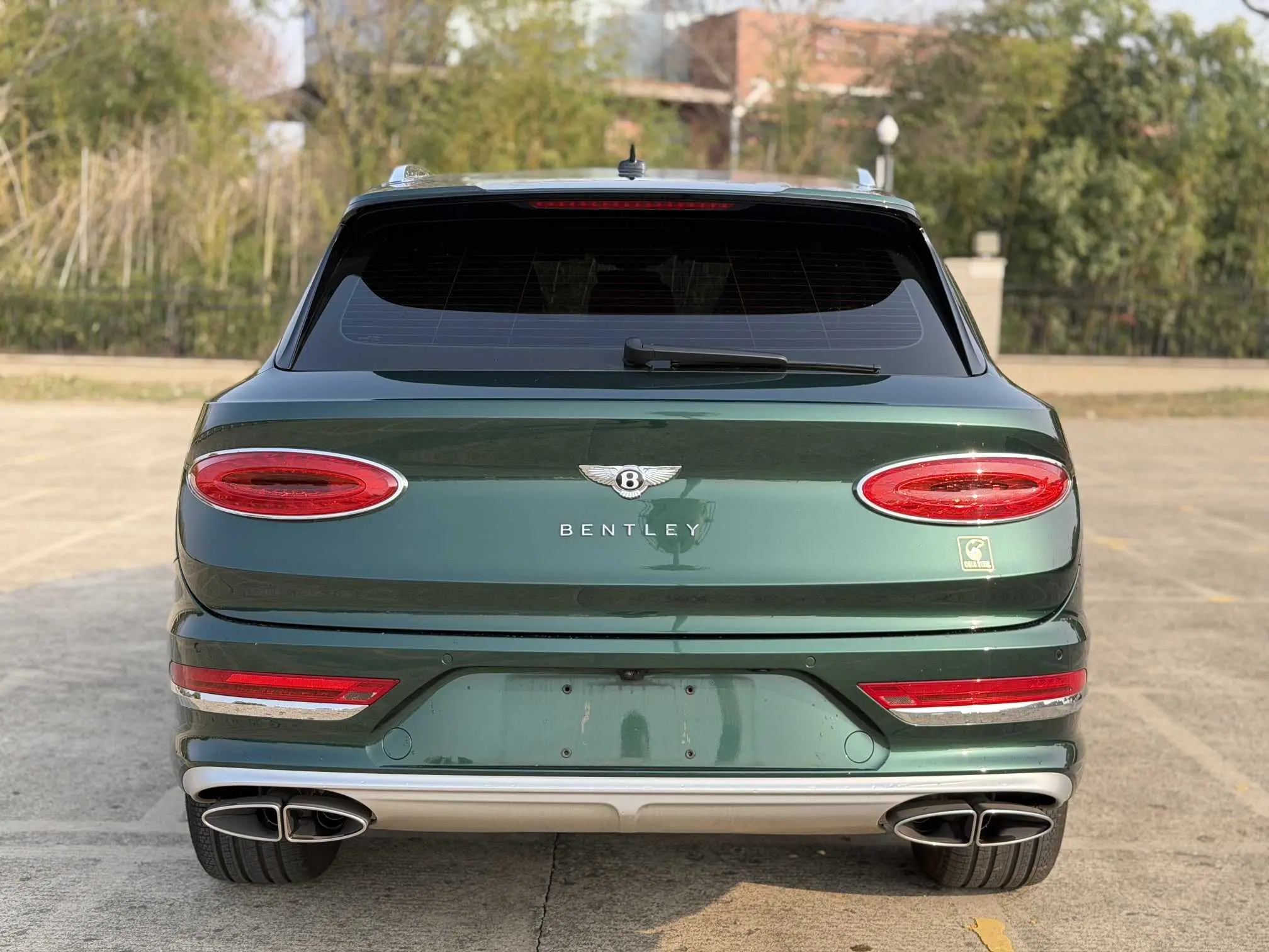 Bentley Bentayga  из Китая