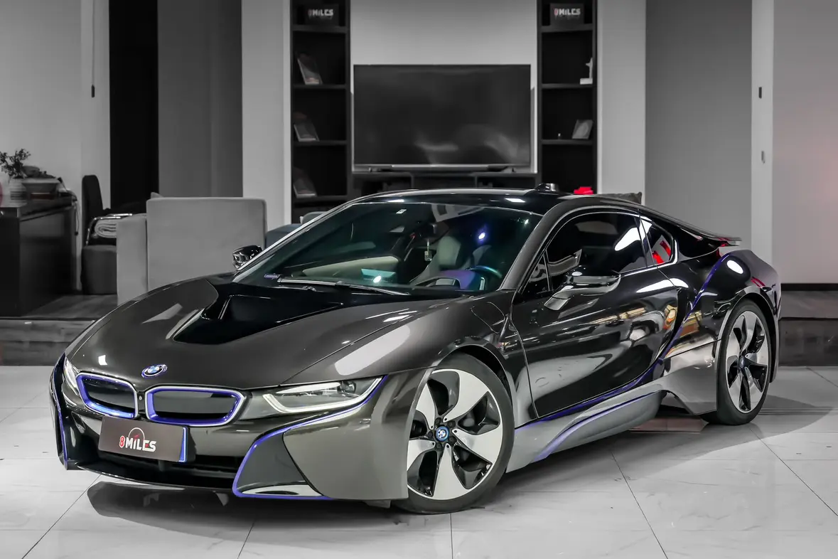 BMW i8  из Китая