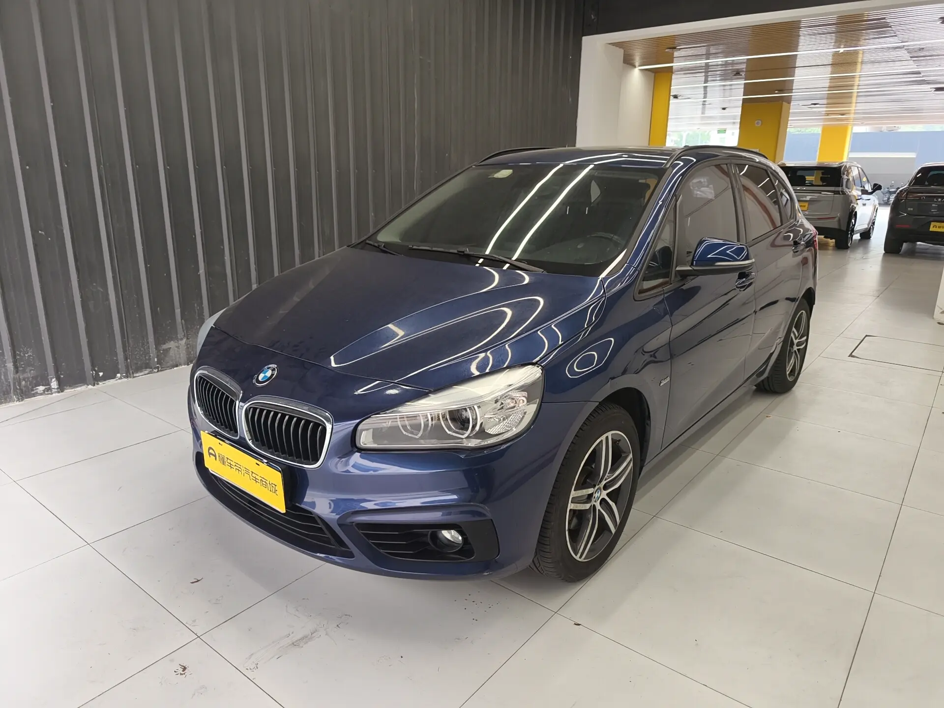 BMW 2 Series Active Tourer  из Китая