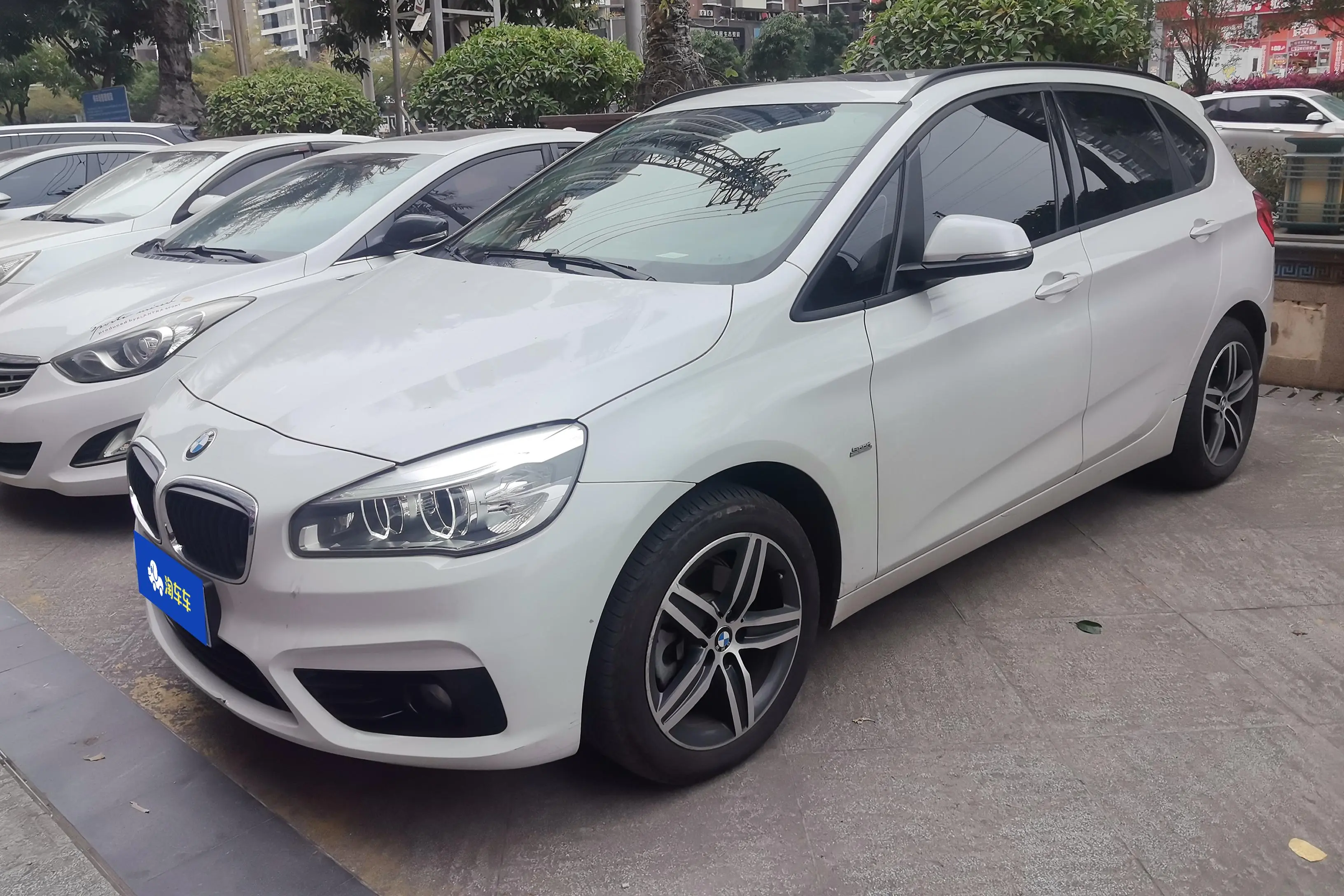 BMW 2 Series Active Tourer  из Китая