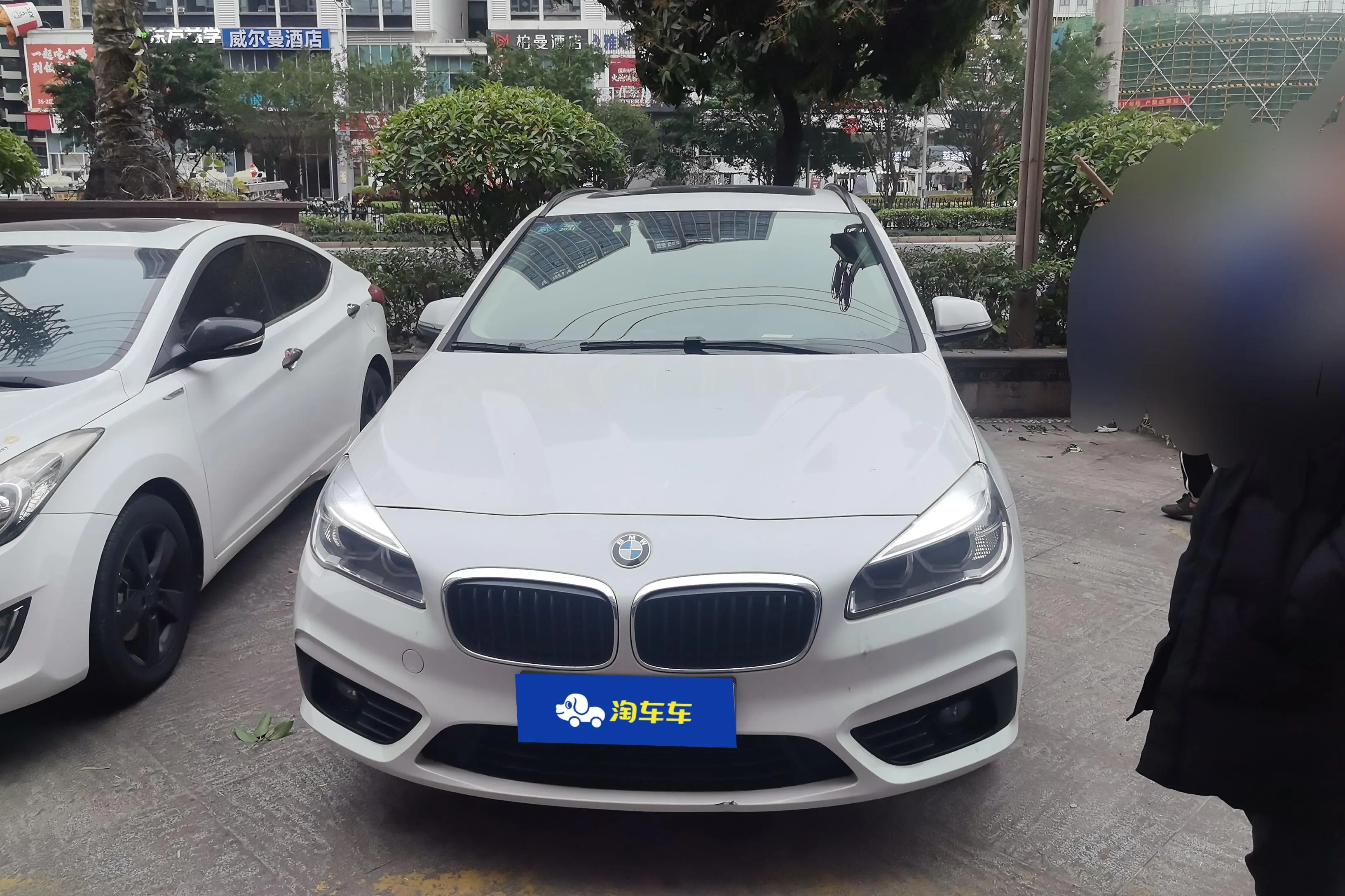 BMW 2 Series Active Tourer  из Китая