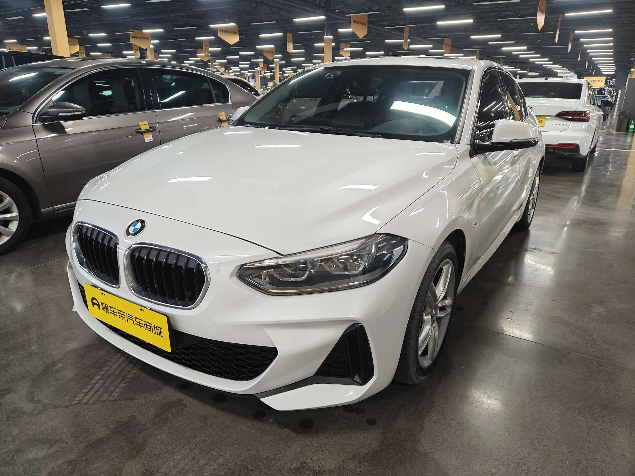 BMW 1 Series  из Китая