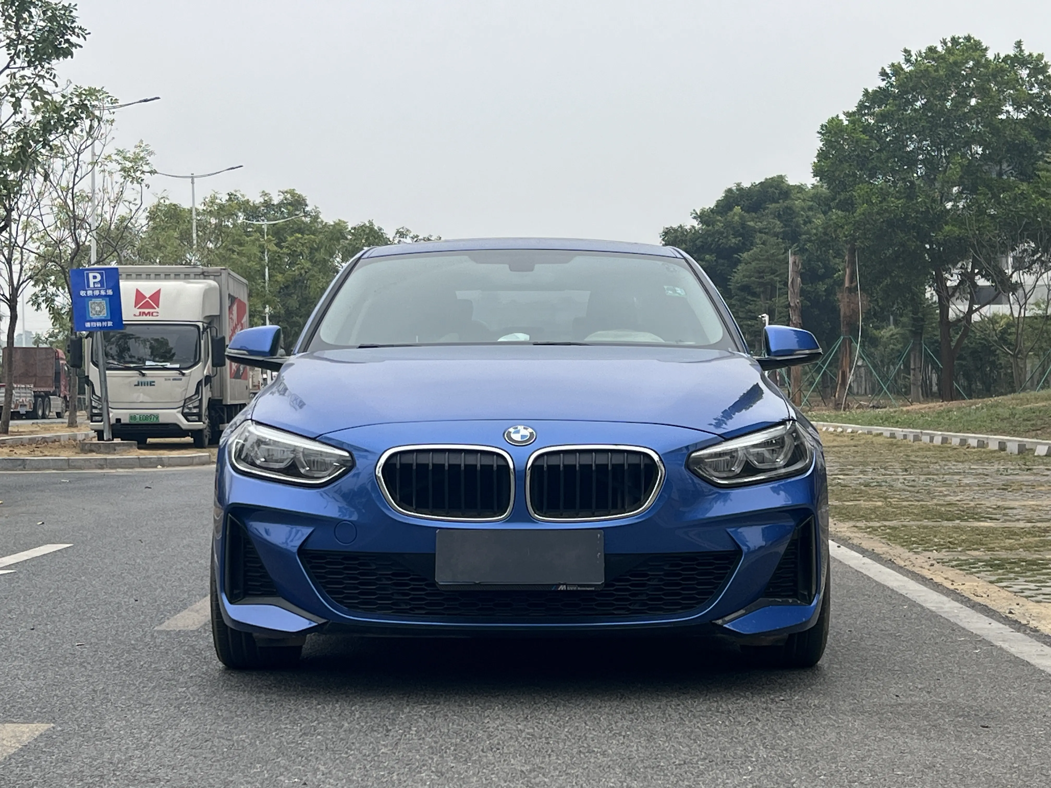 BMW 1 Series  из Китая