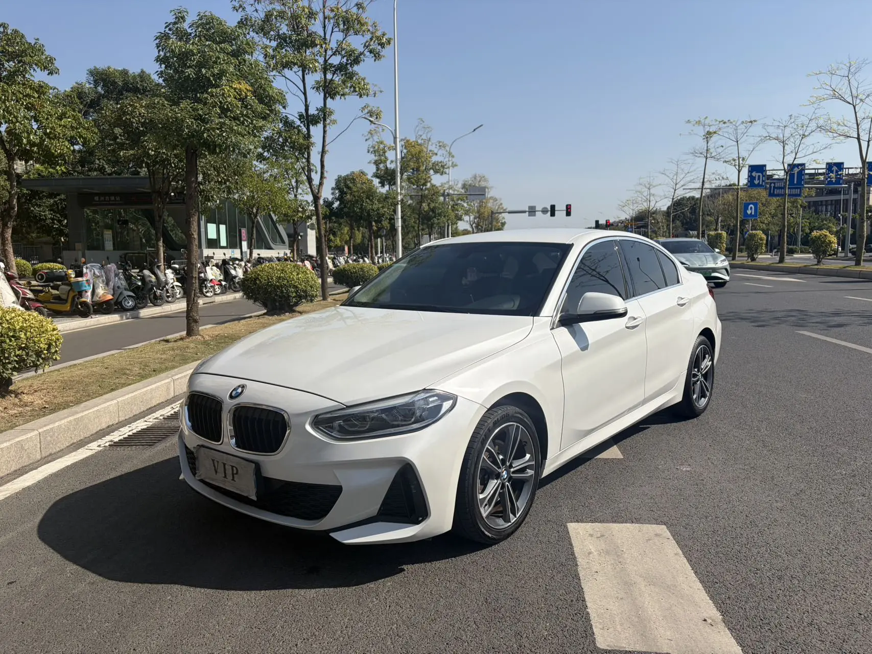 BMW 1 Series  из Китая