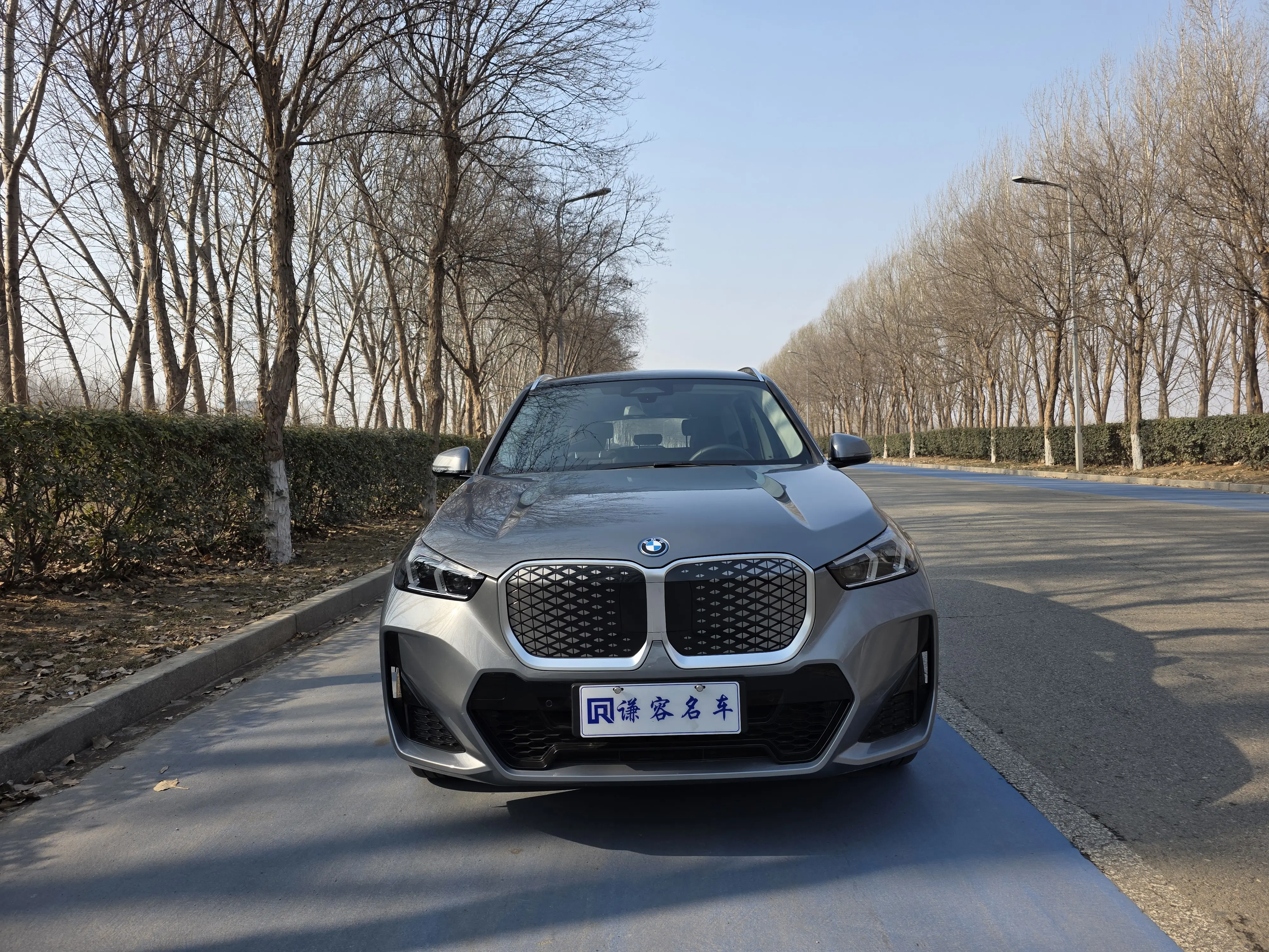 BMW iX1  из Китая