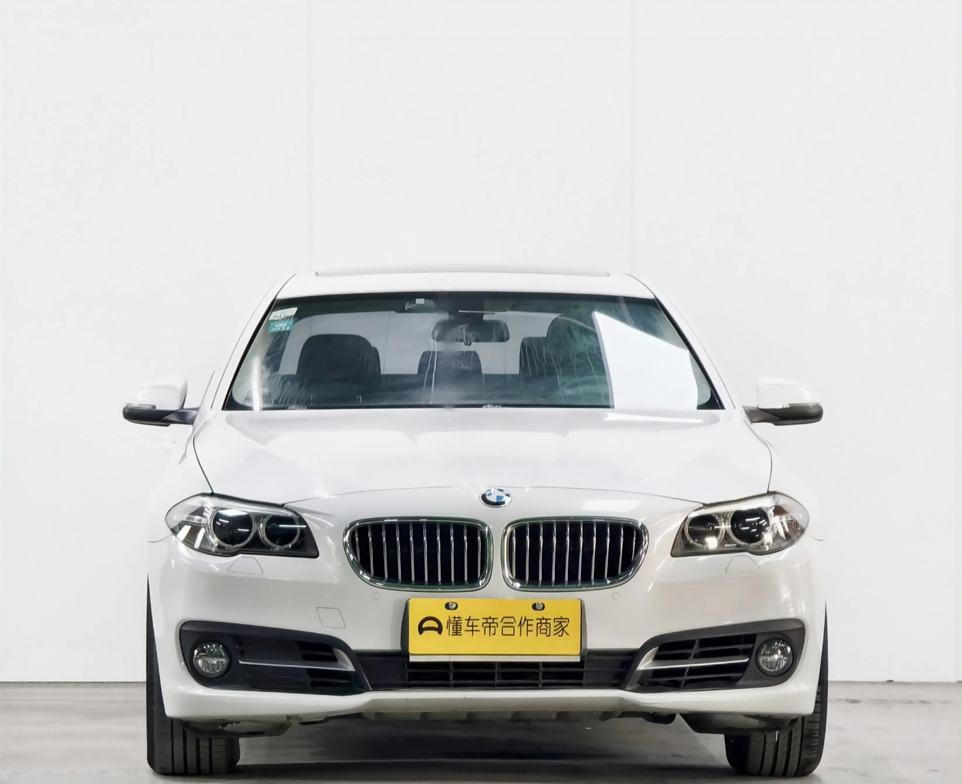 BMW 5 Series  из Китая