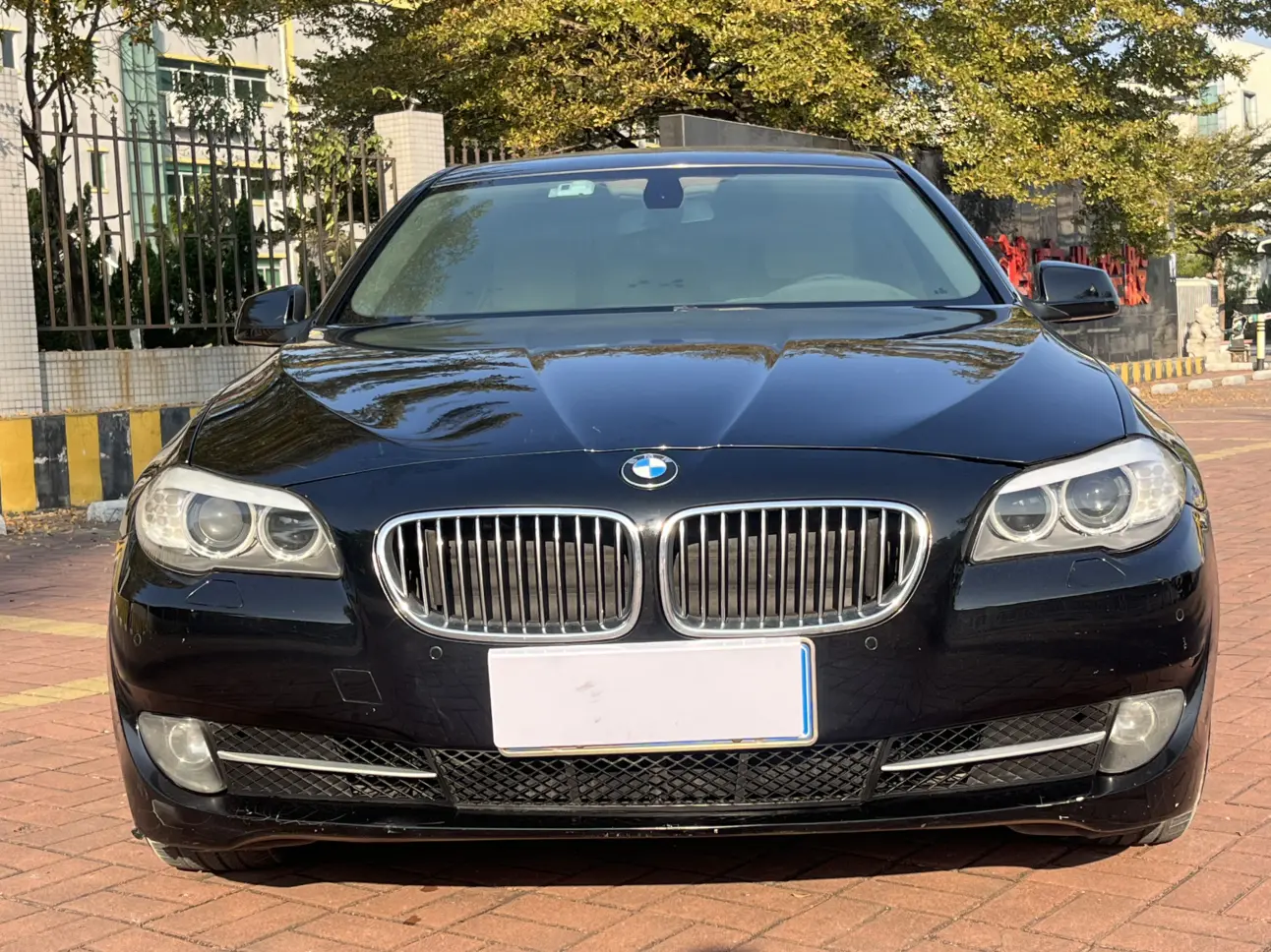 BMW 5 Series  из Китая