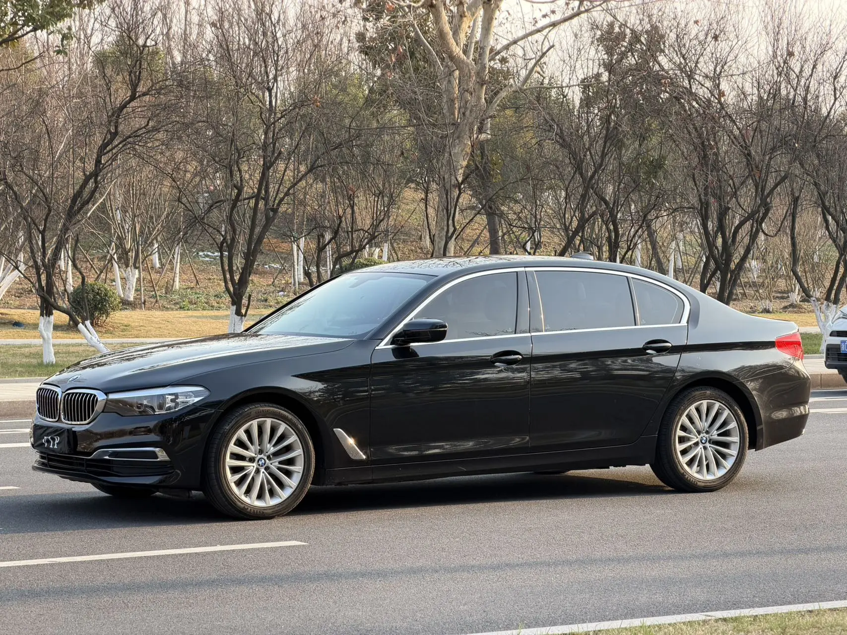 BMW 5 Series  из Китая