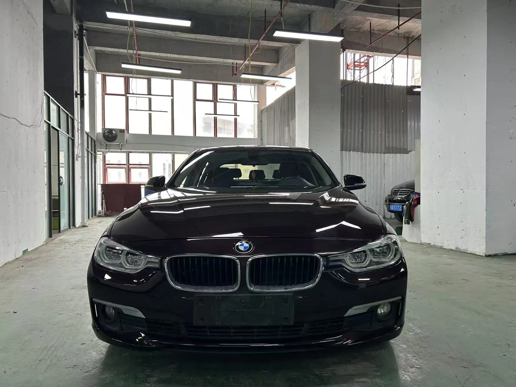 BMW 3 Series  из Китая