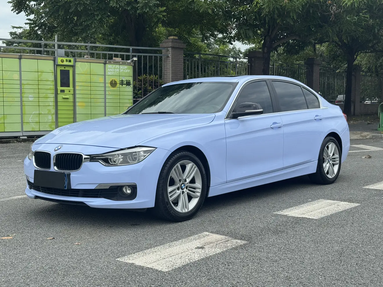 BMW 3 Series  из Китая