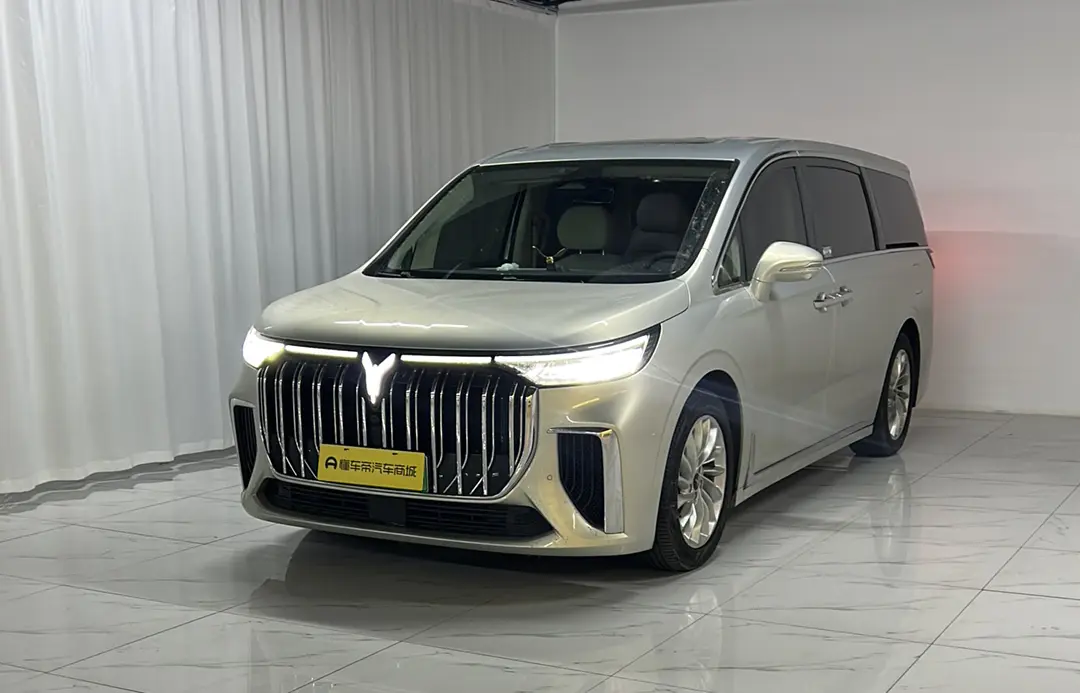 Voyah Lantu Dreamer PHEV  из Китая