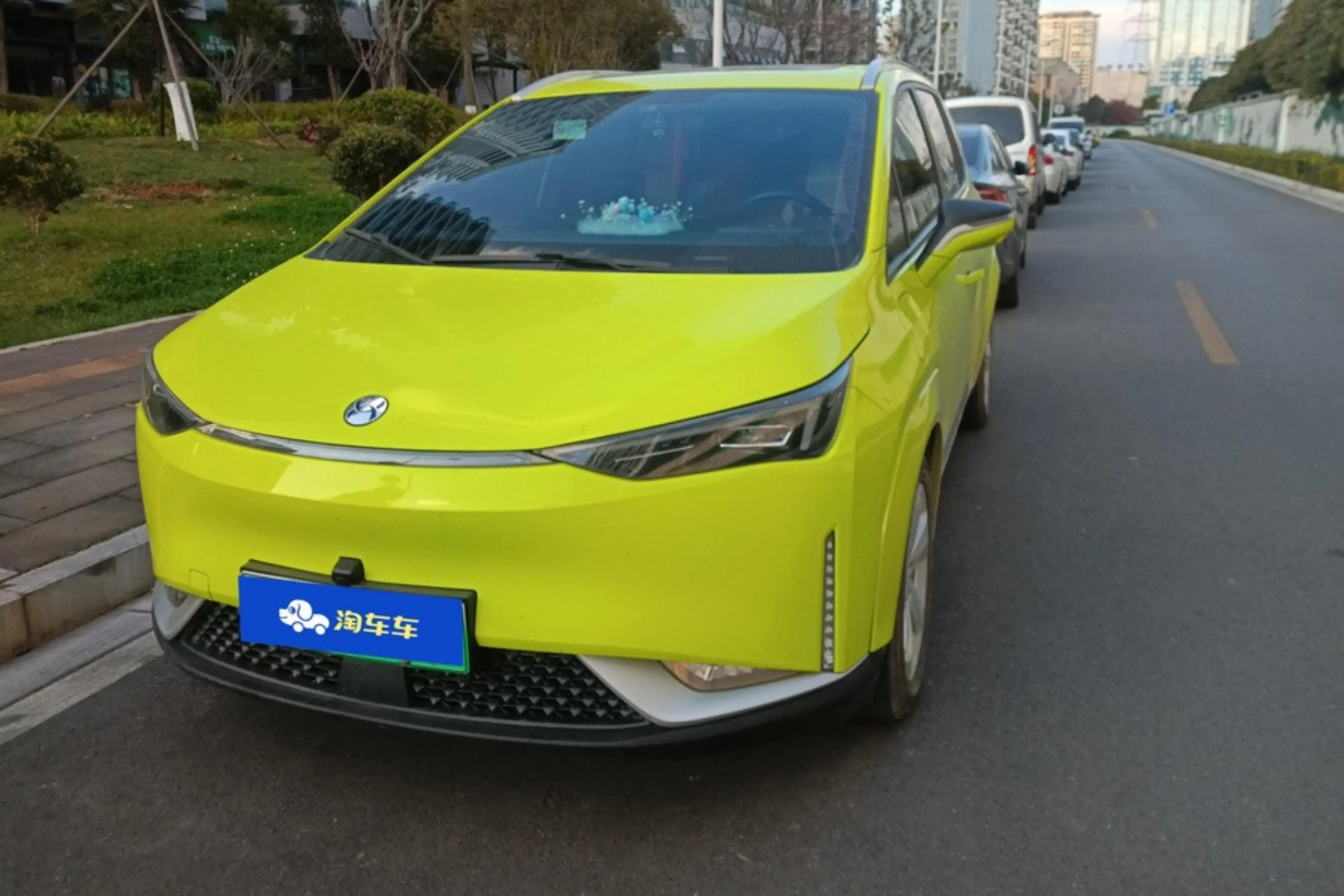 HYCAN Hechuang Z03  из Китая