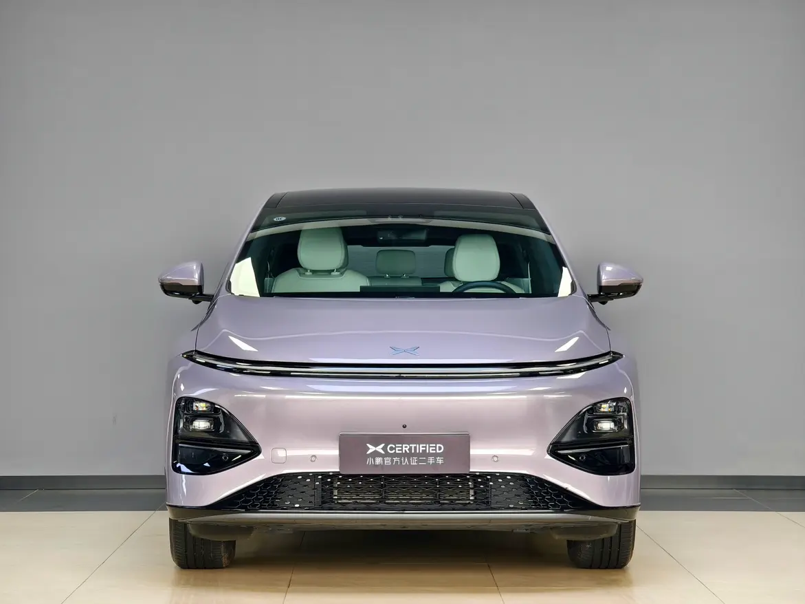 Xpeng G6  из Китая