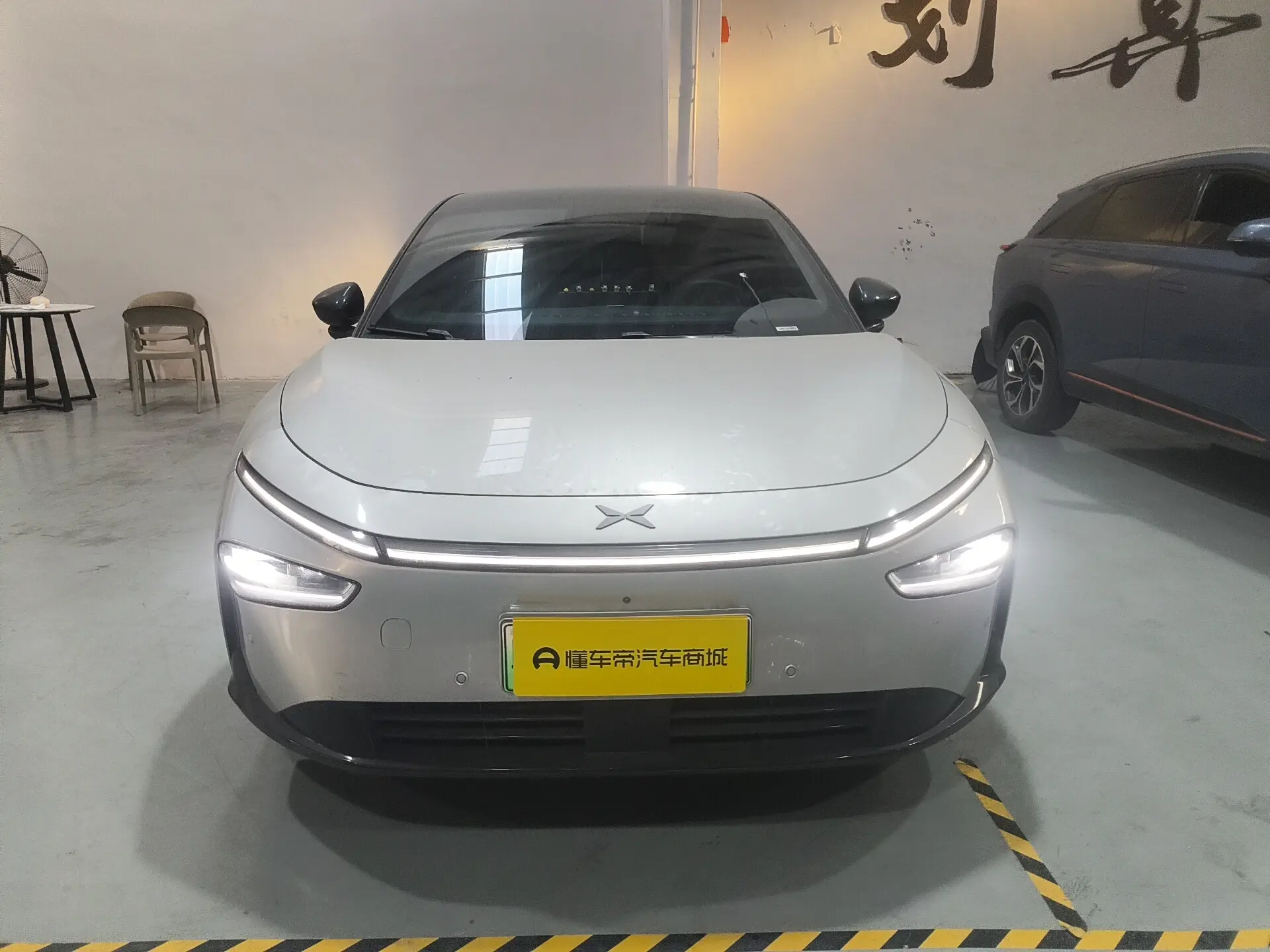 Xpeng P7+  из Китая