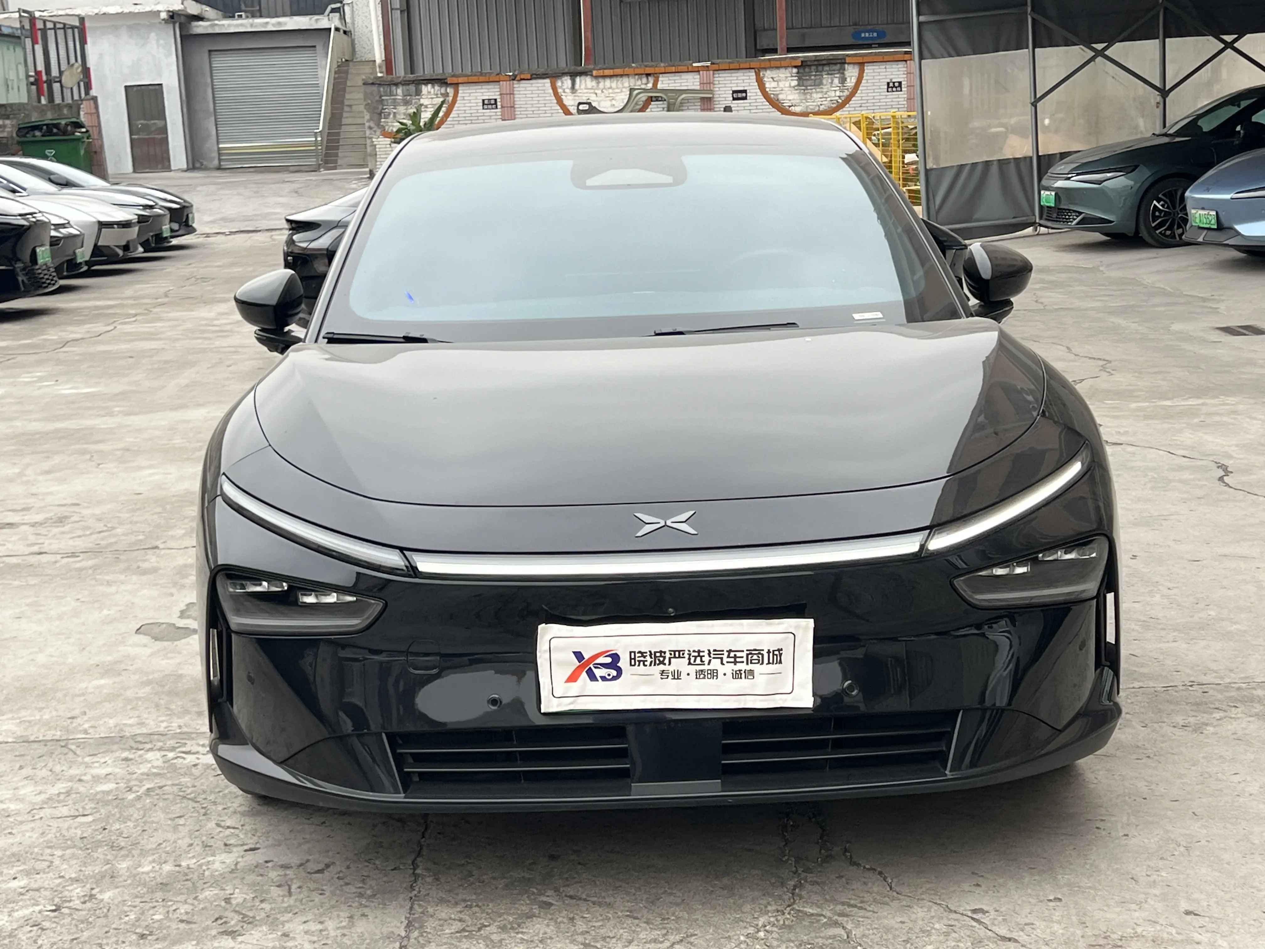 Xpeng P7+  из Китая