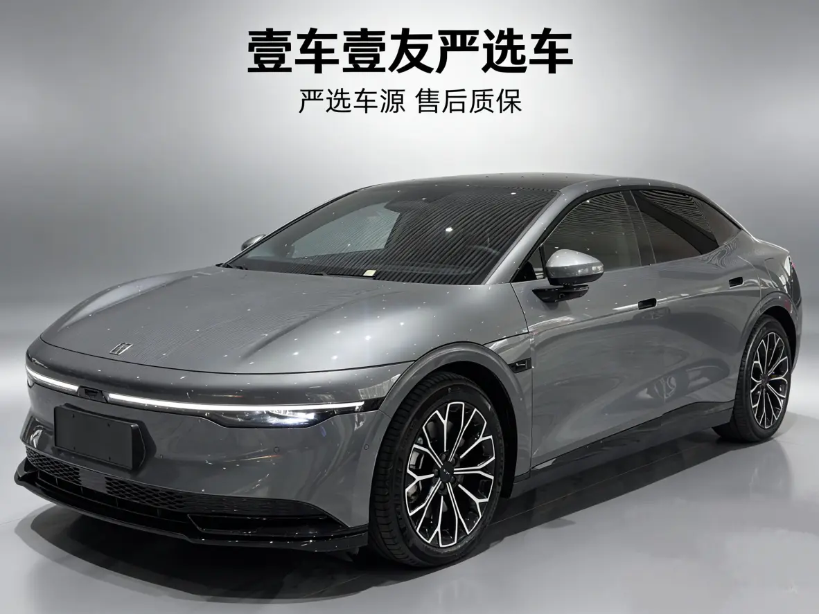 ZEEKR 007  из Китая