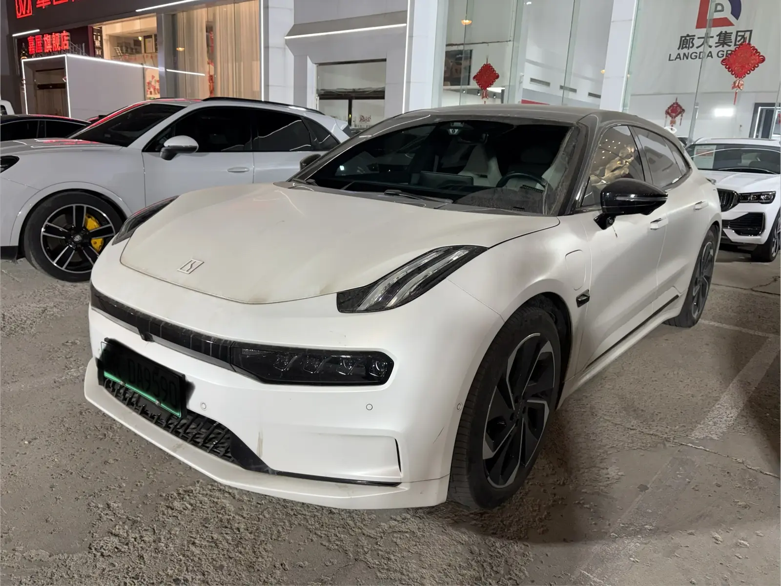 ZEEKR 001  из Китая