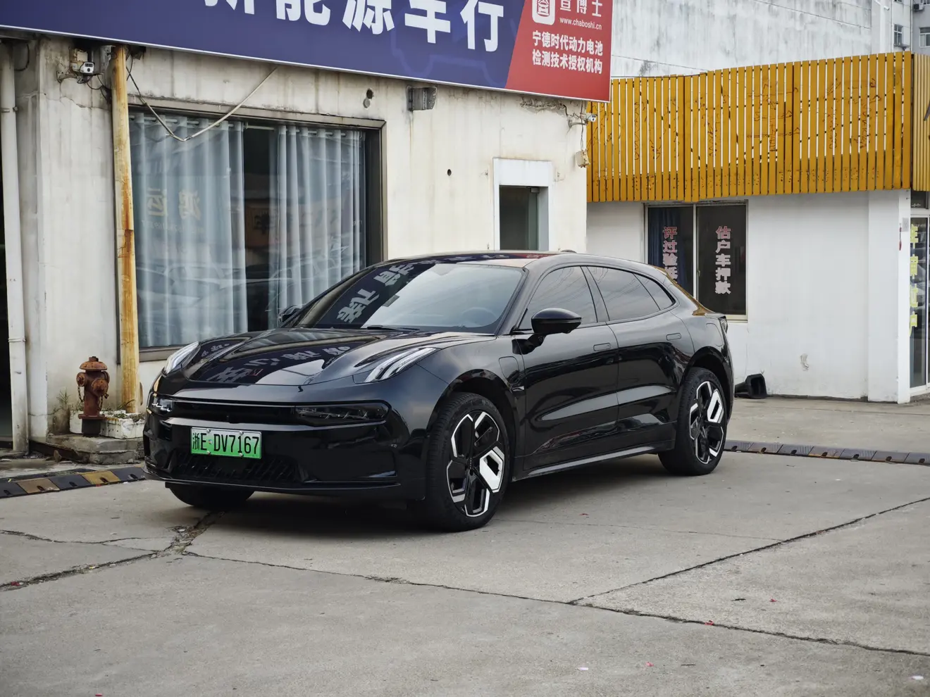 ZEEKR 001  из Китая