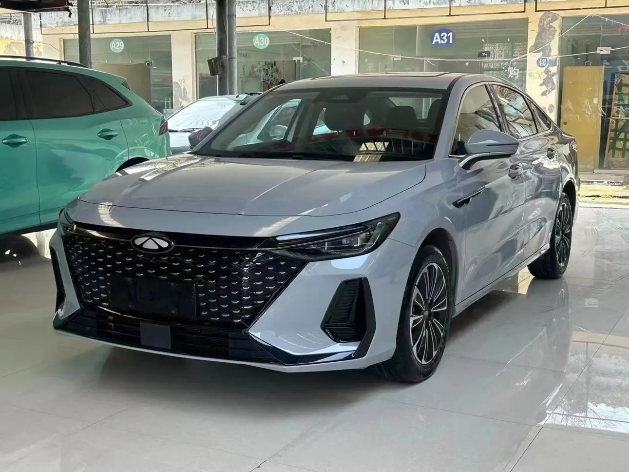 Chery Fengyun A8  из Китая