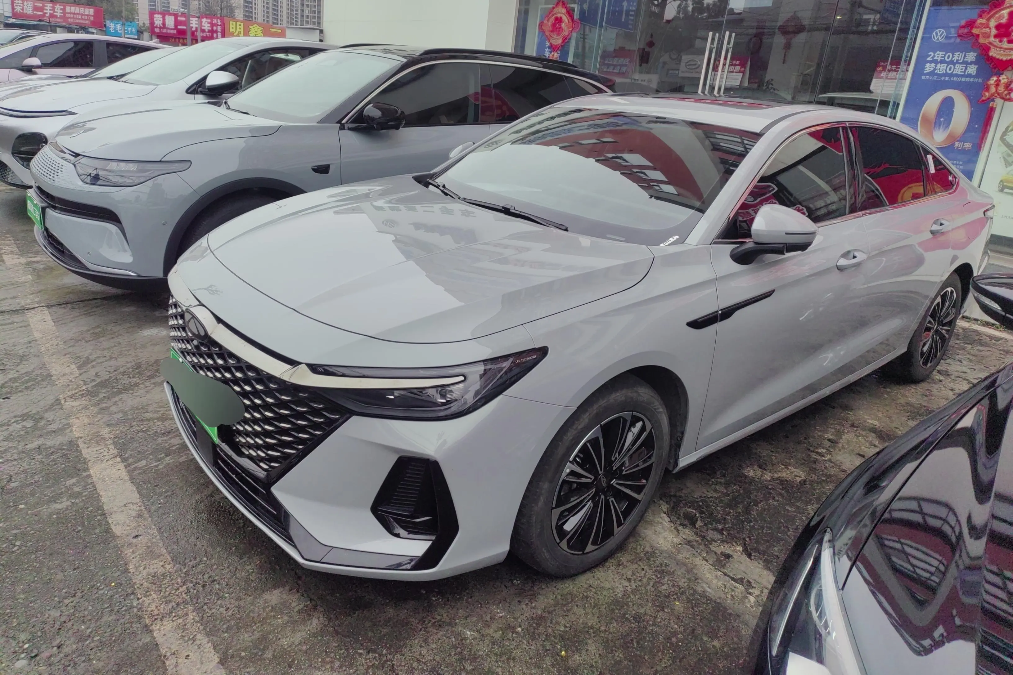 Chery Fengyun A8  из Китая