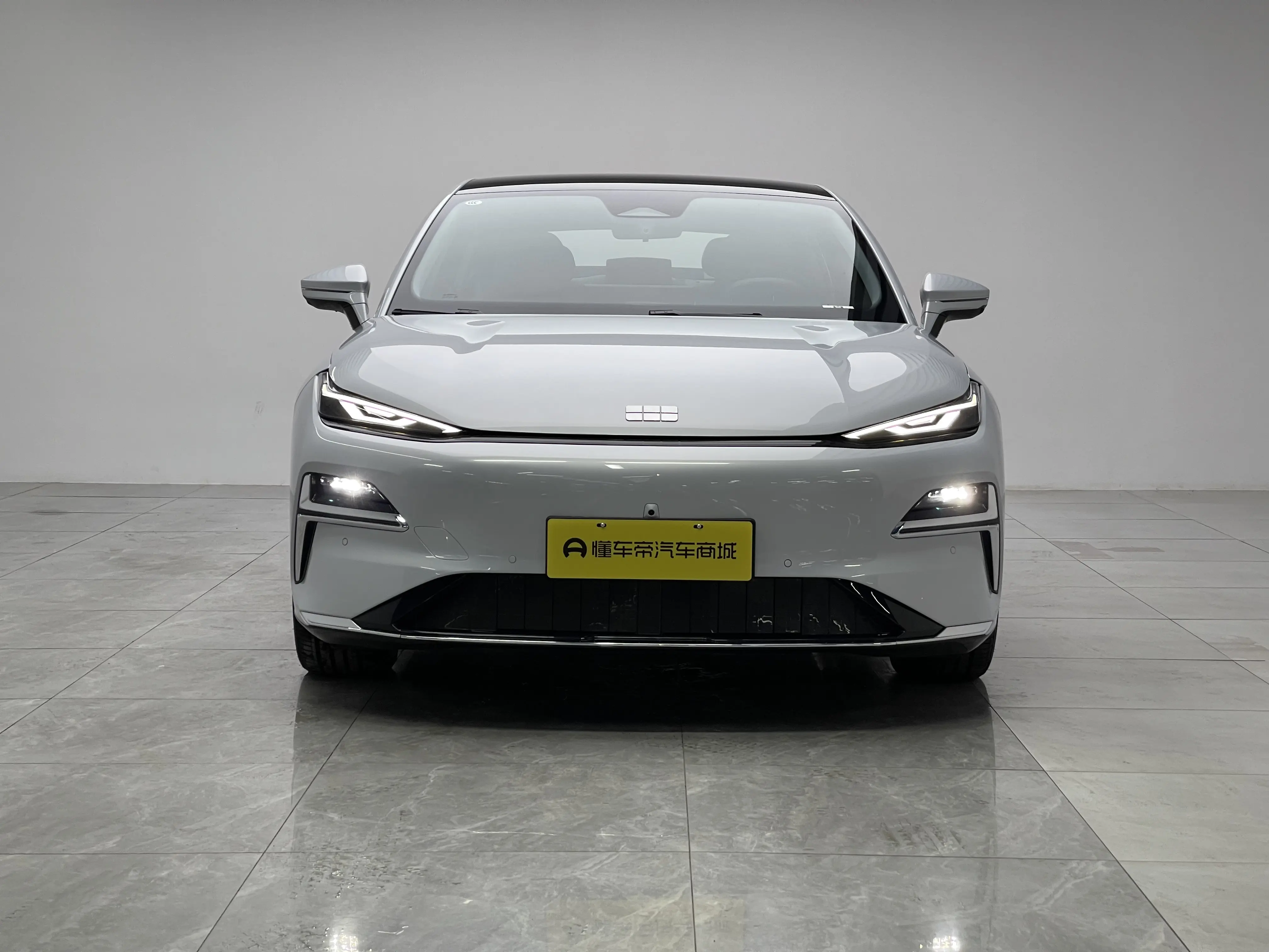 Geely Galaxy Star 8 PHEV  из Китая