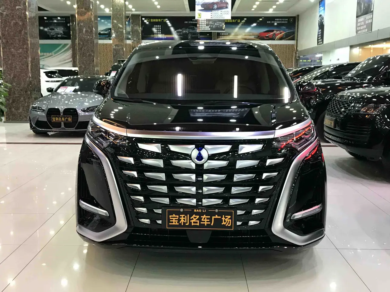 Denza D9 DM  из Китая