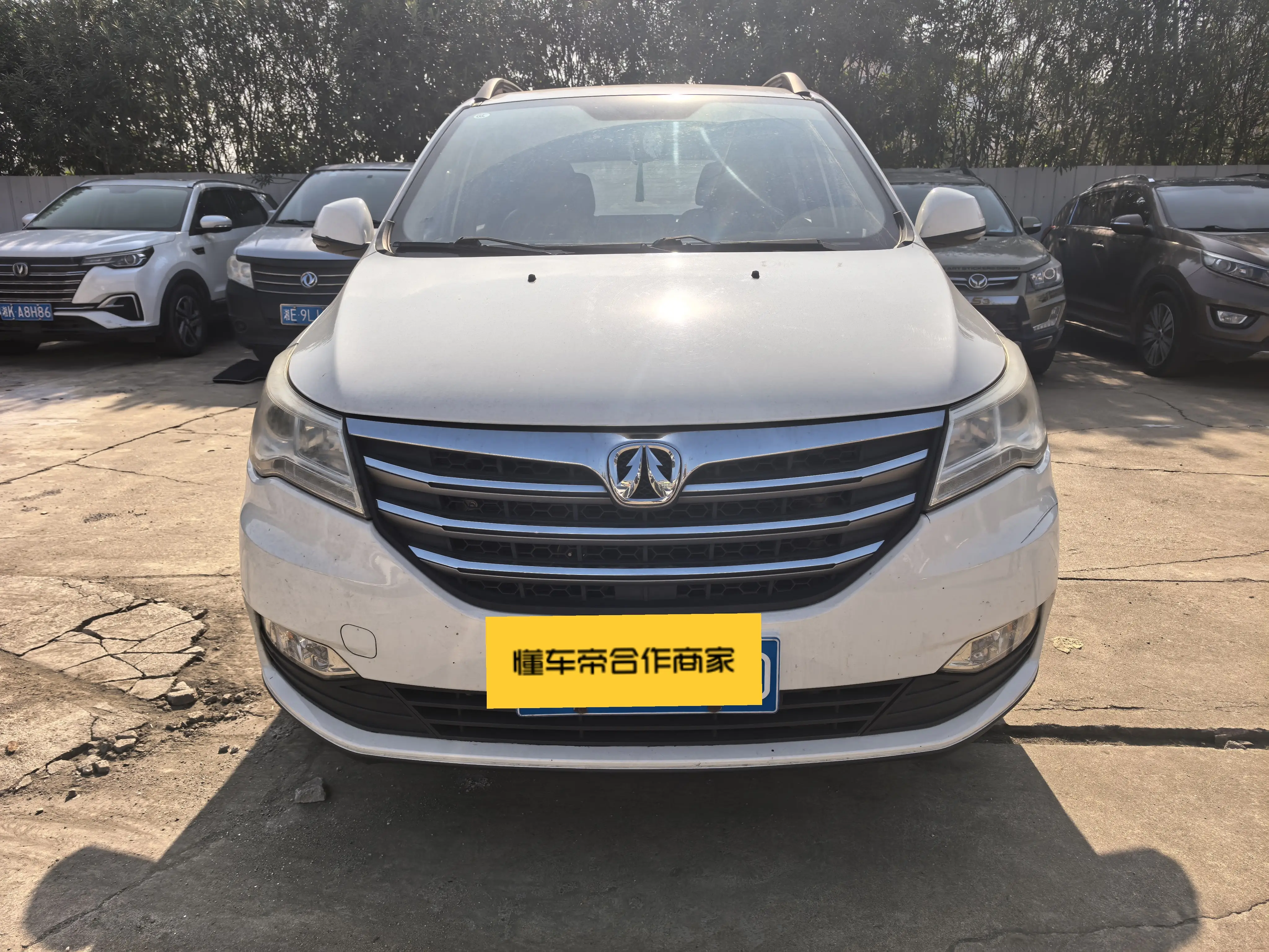 BAIC Weiwang M50F  из Китая