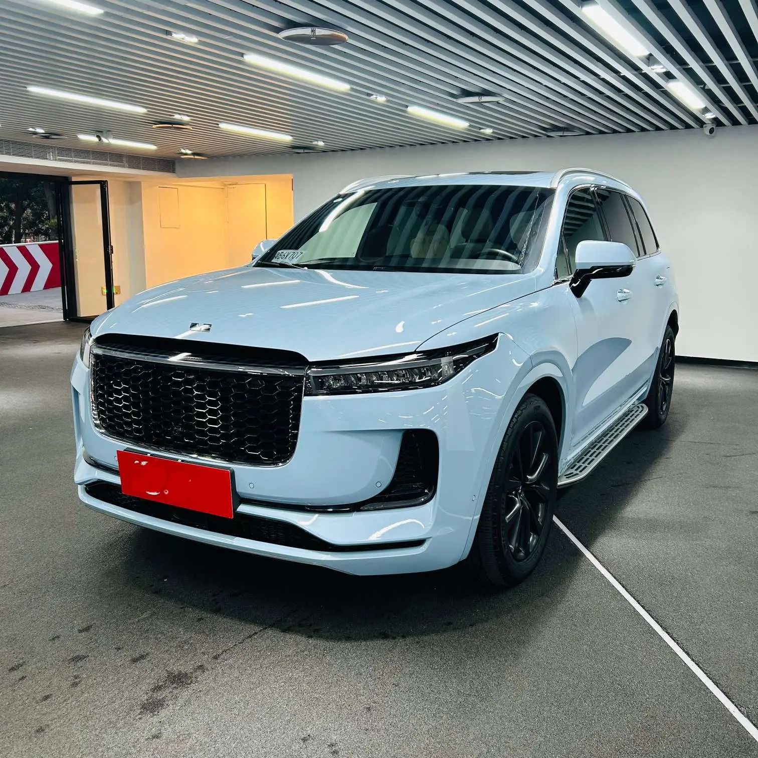 Li ONE (Ideal ONE)  из Китая