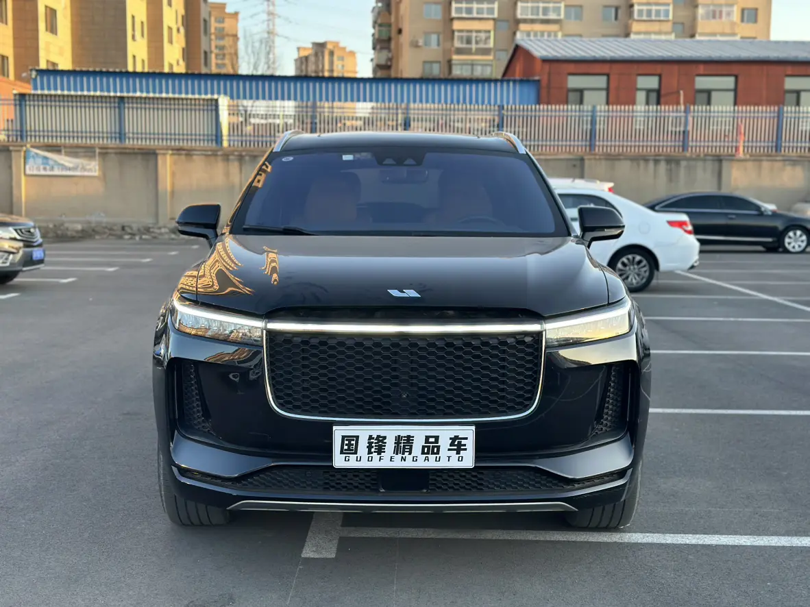 Li ONE (Ideal ONE)  из Китая