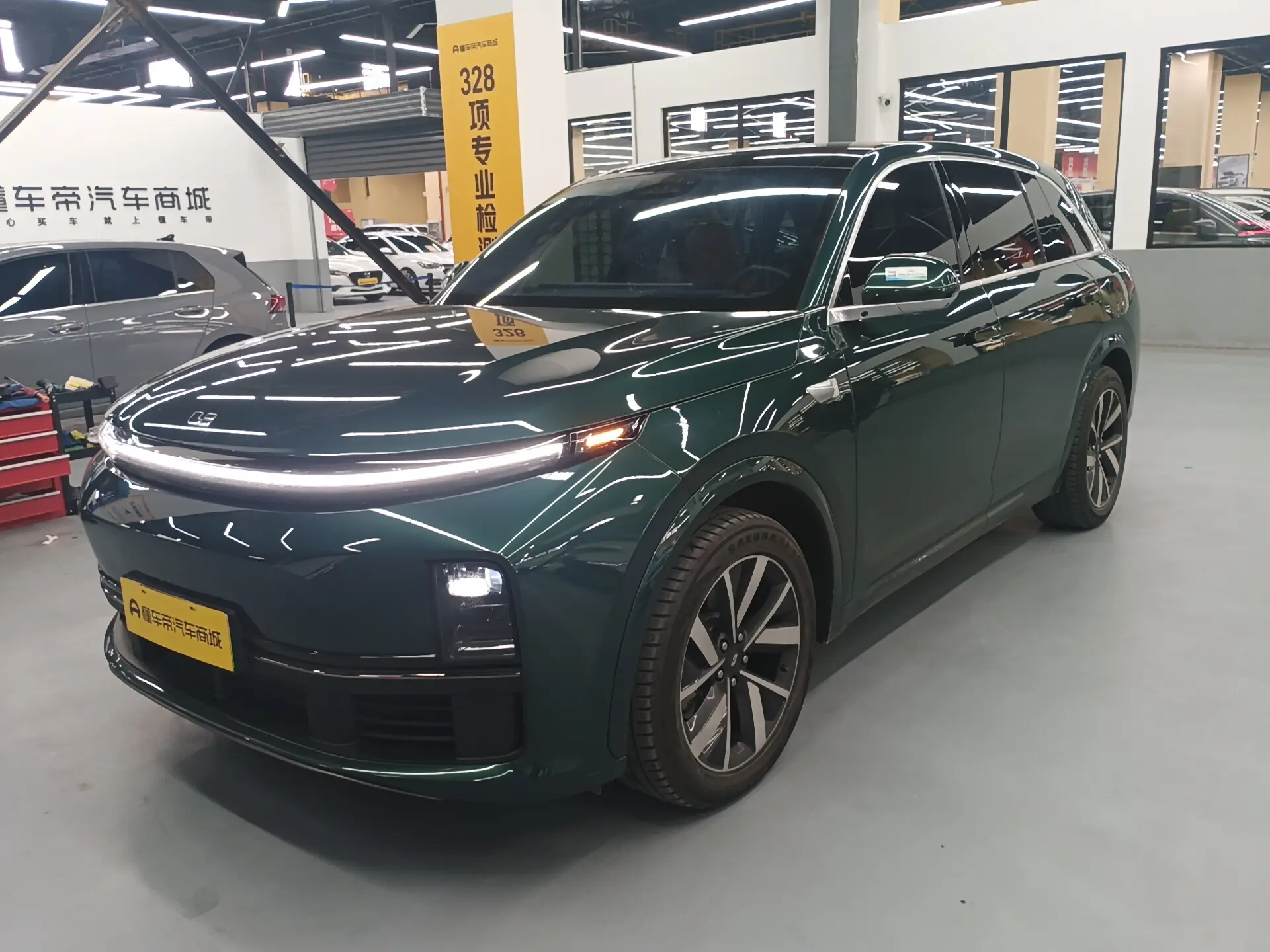 Li L7 (Ideal L7)  из Китая