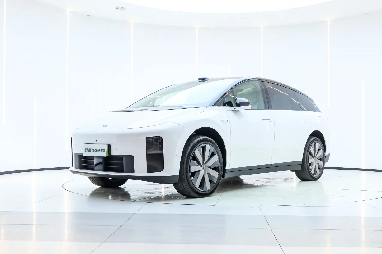 Li Ideal i6  из Китая