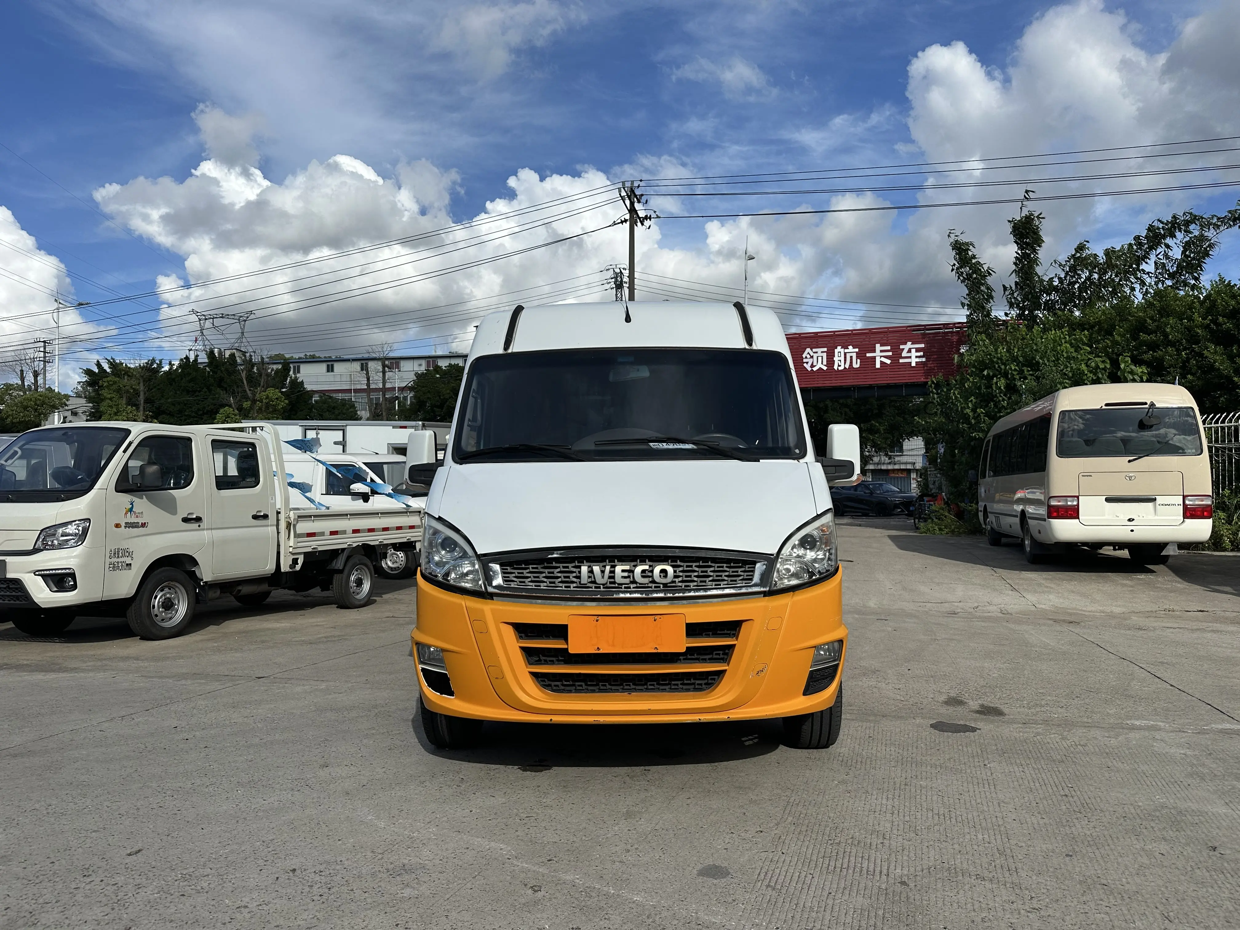 Iveco Bodhi  из Китая