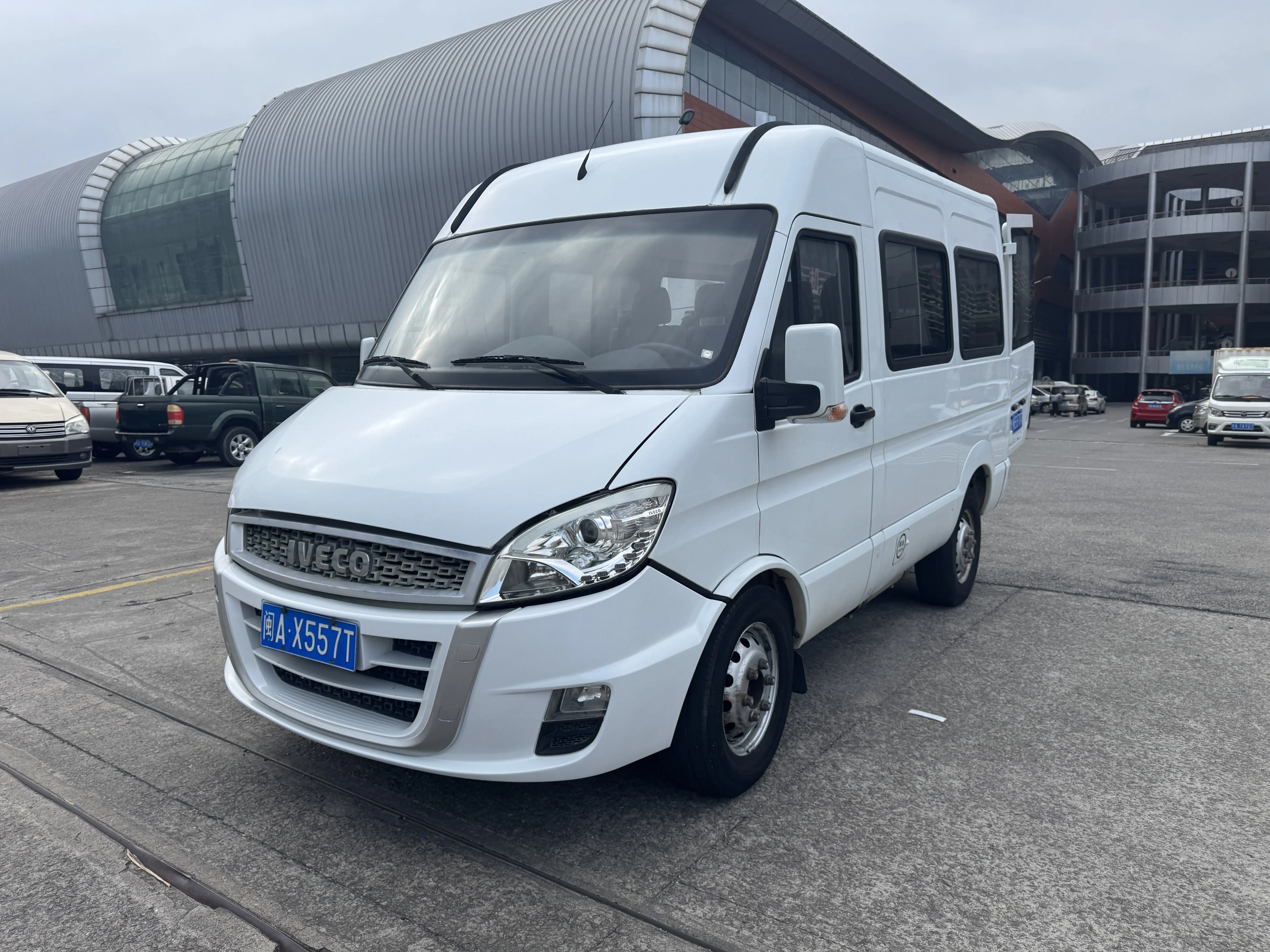Iveco Bodhi  из Китая