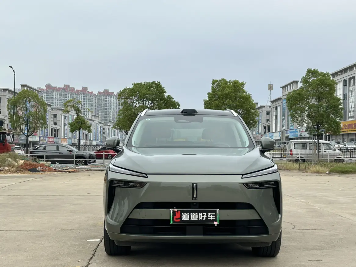 Wey Blue Mountain  из Китая