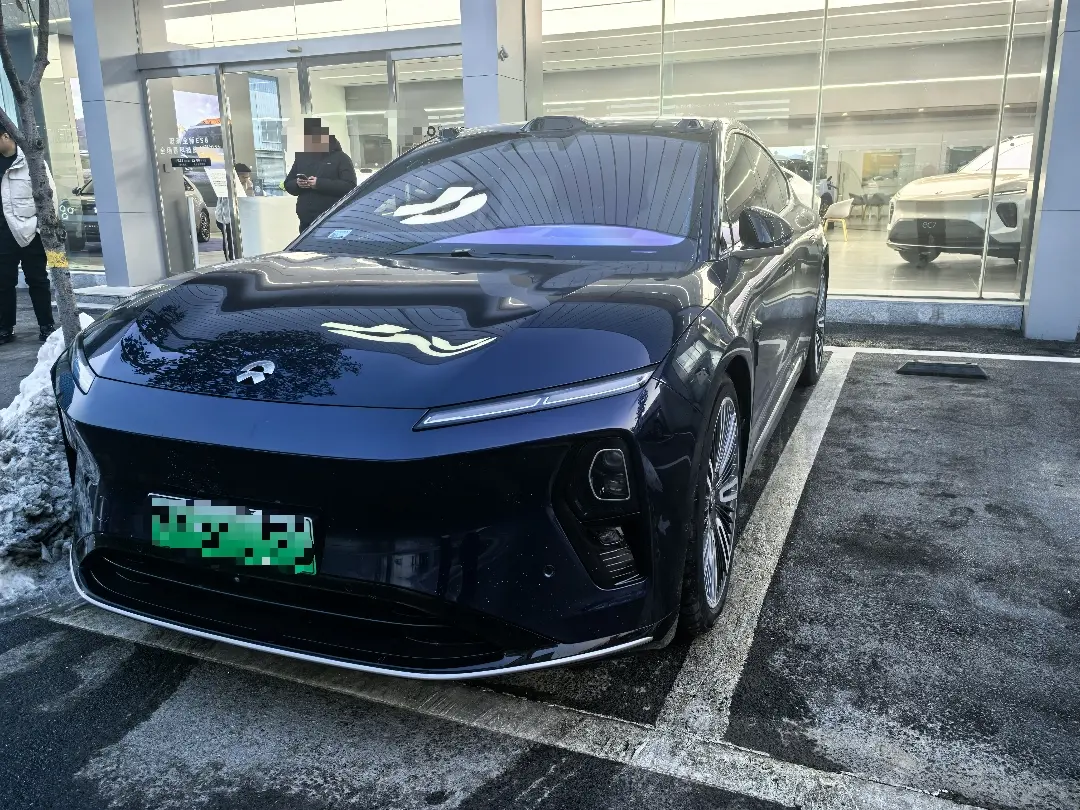 NIO ET9  из Китая