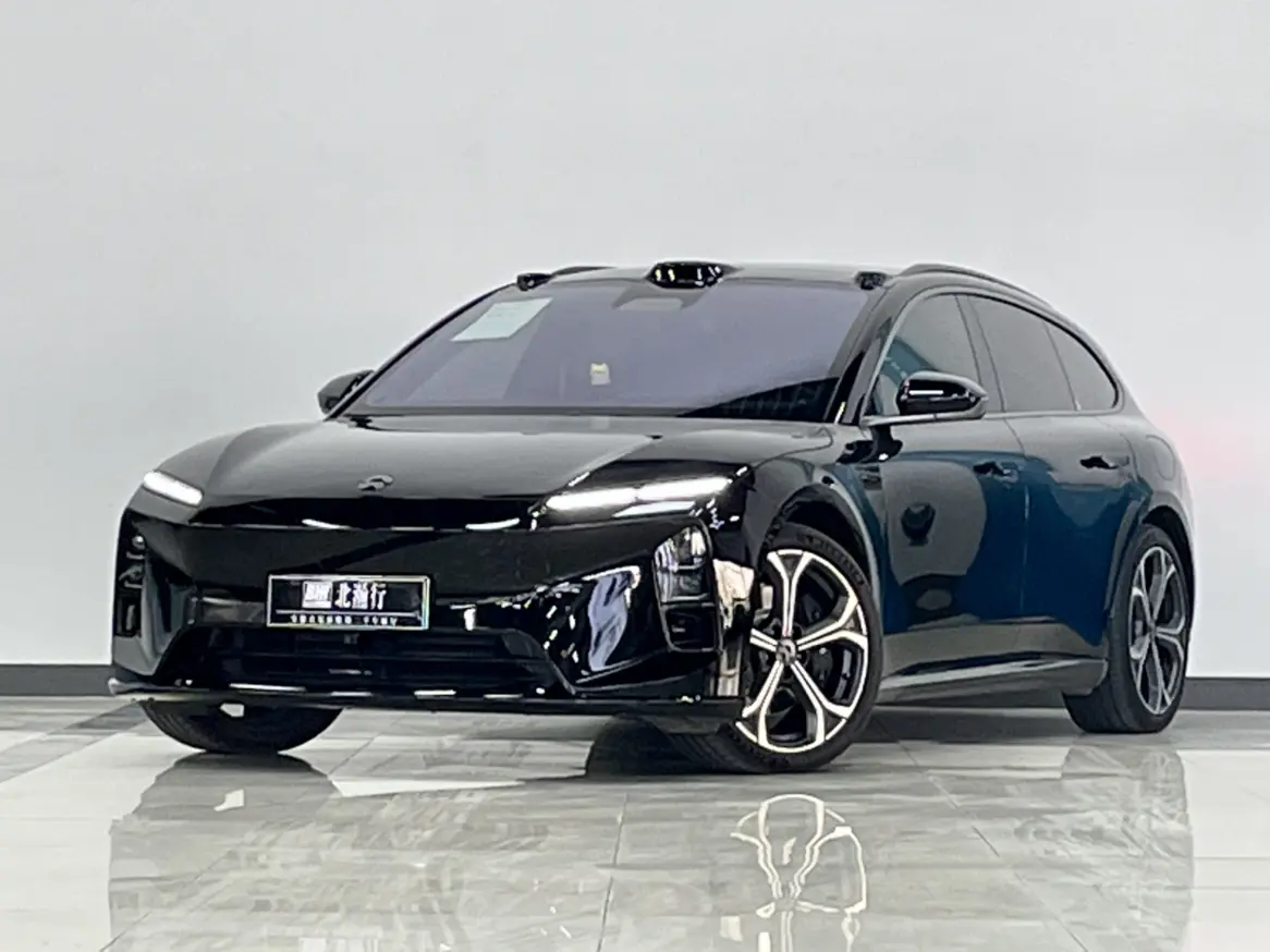 NIO ET5T  из Китая