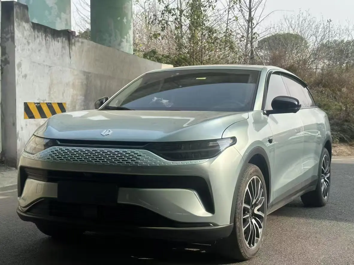 Leapmotor Zero running C11  из Китая