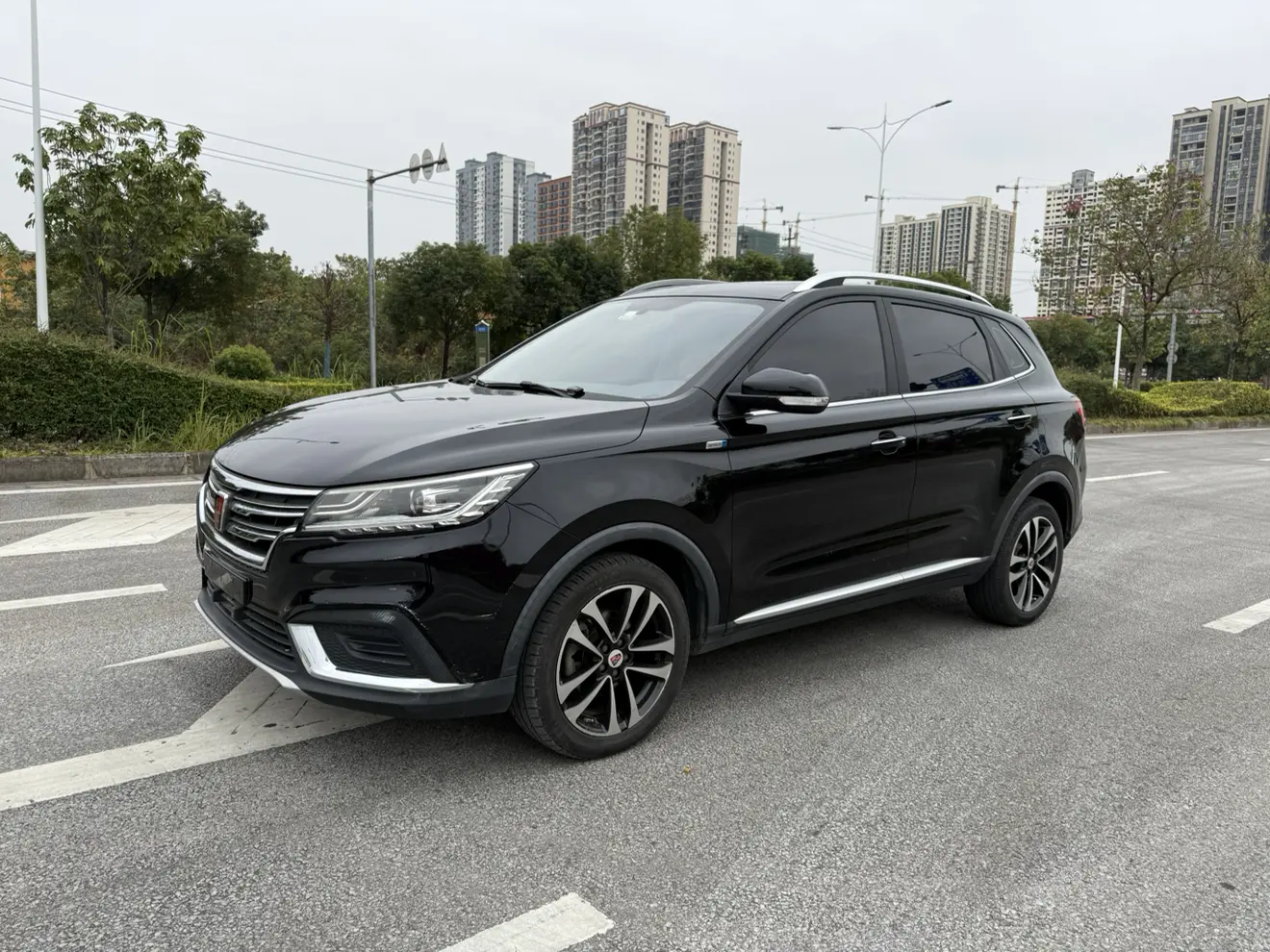 Roewe RX3  из Китая