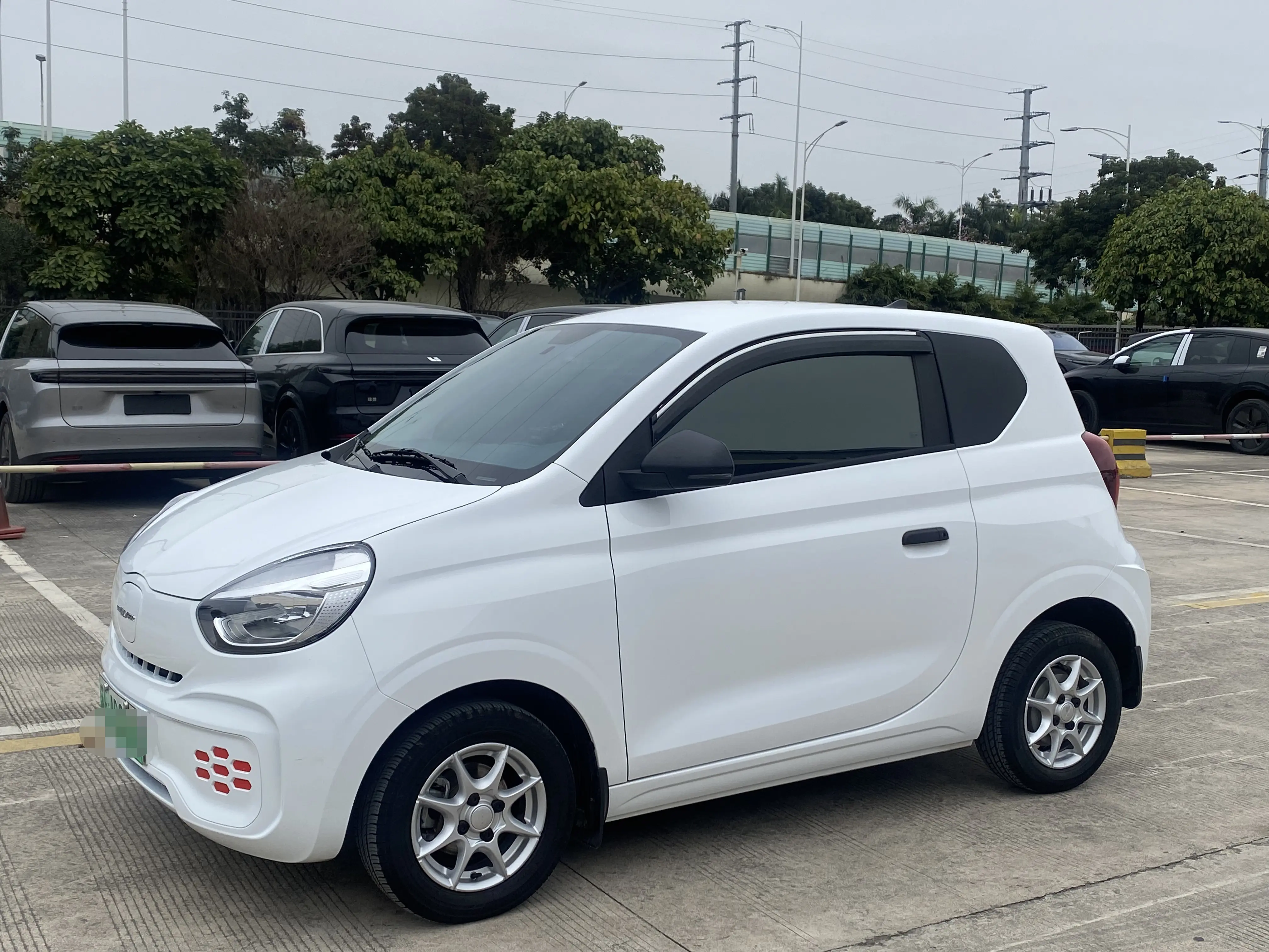 Roewe CLEVER  из Китая