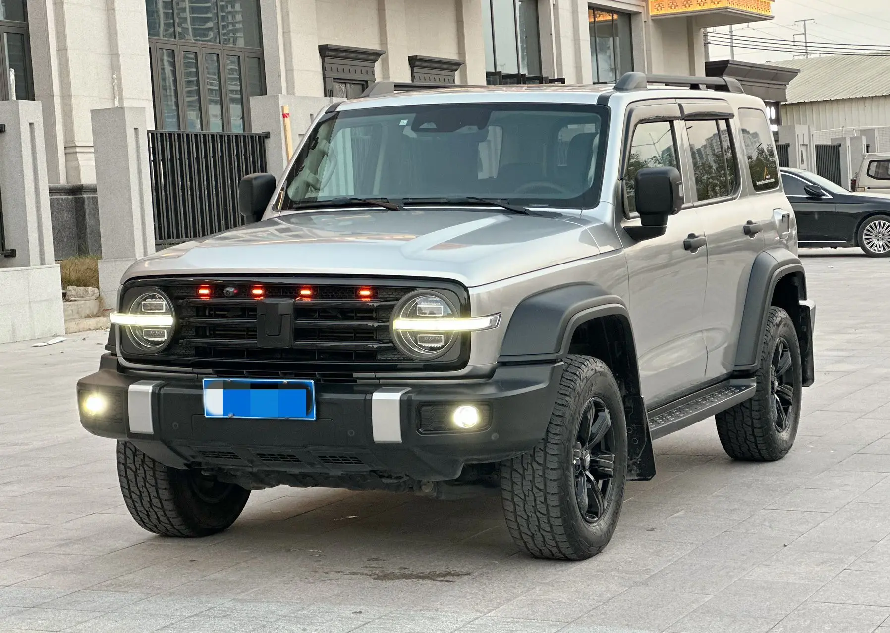 Tank 300  из Китая