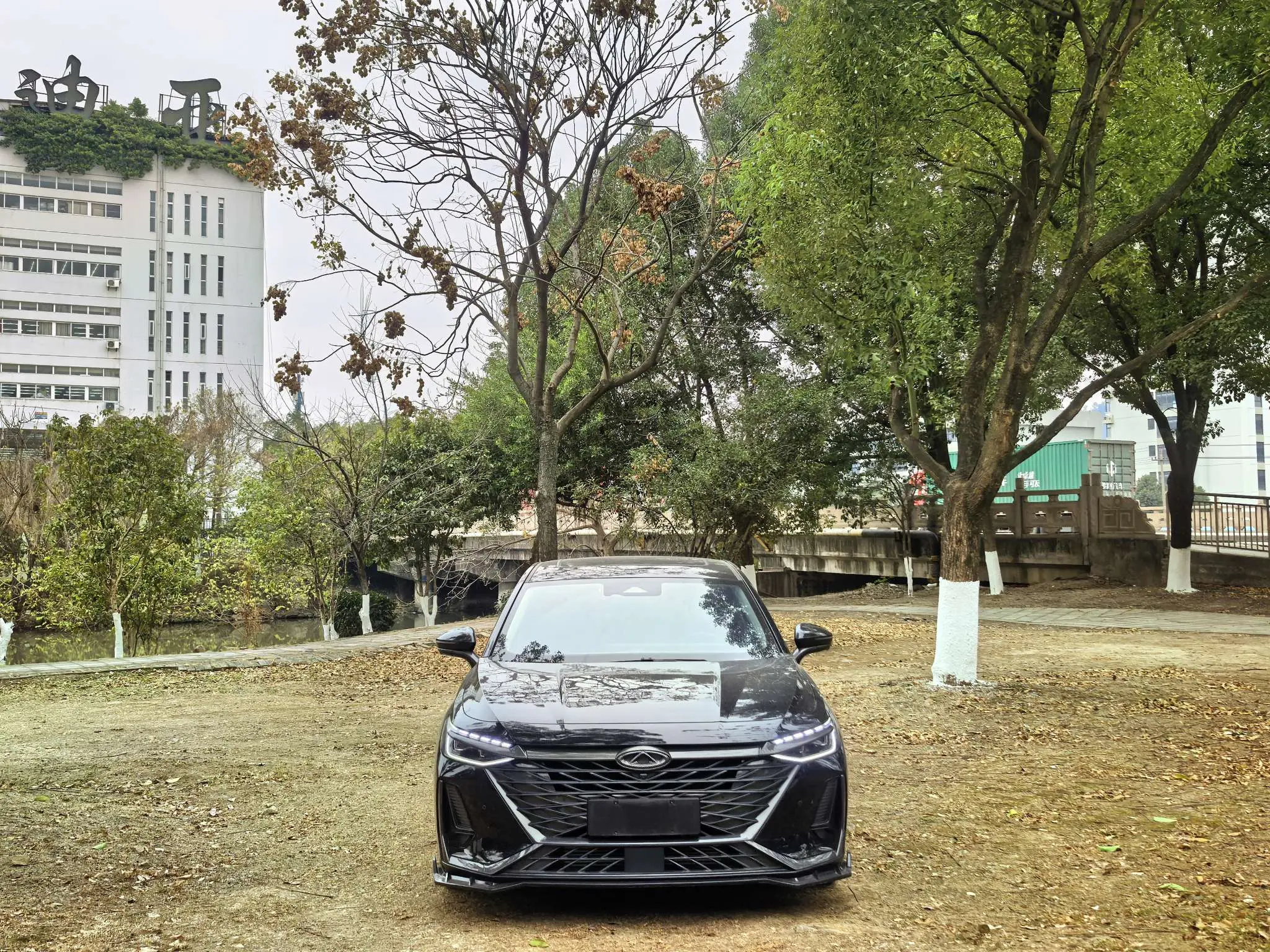 Chery Arrizo 8  из Китая