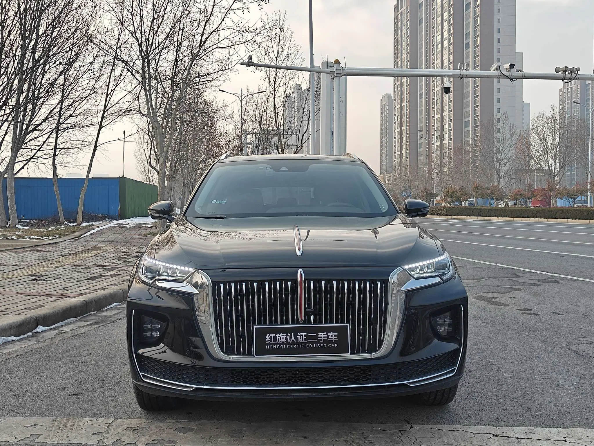 Hongqi HS5  из Китая