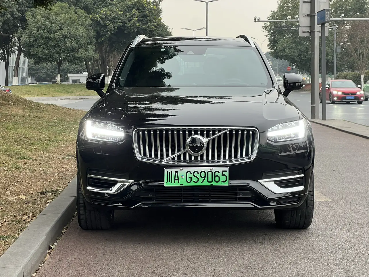 Volvo XC90 PHEV  из Китая