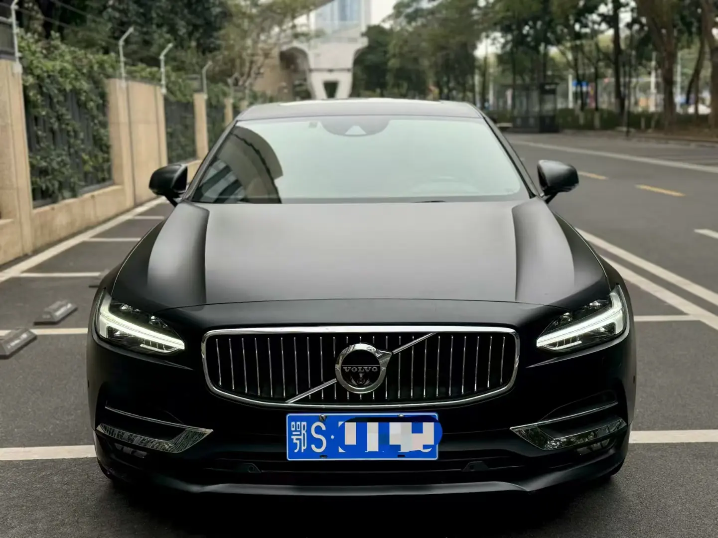 Volvo S90  из Китая