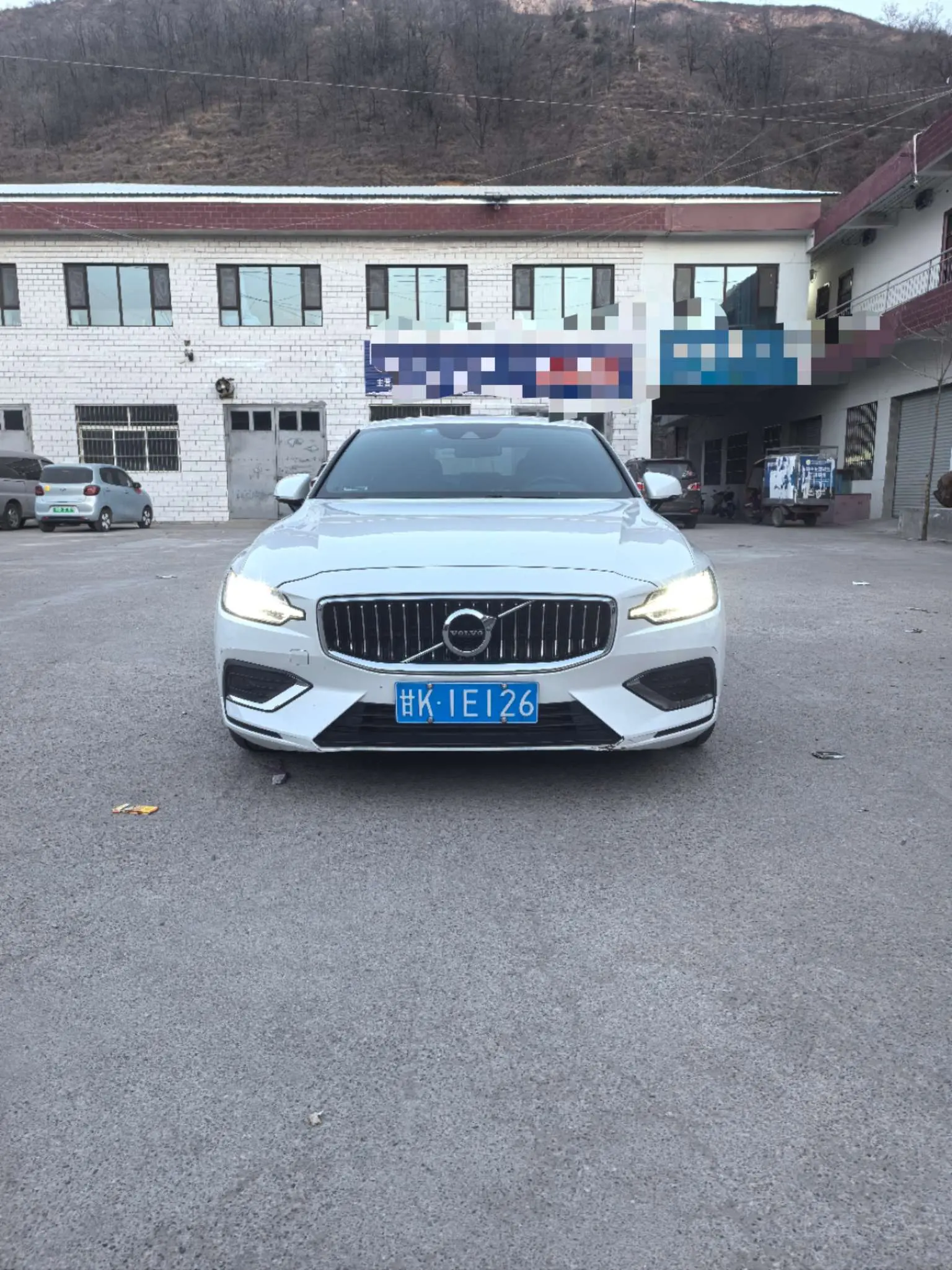 Volvo S60  из Китая