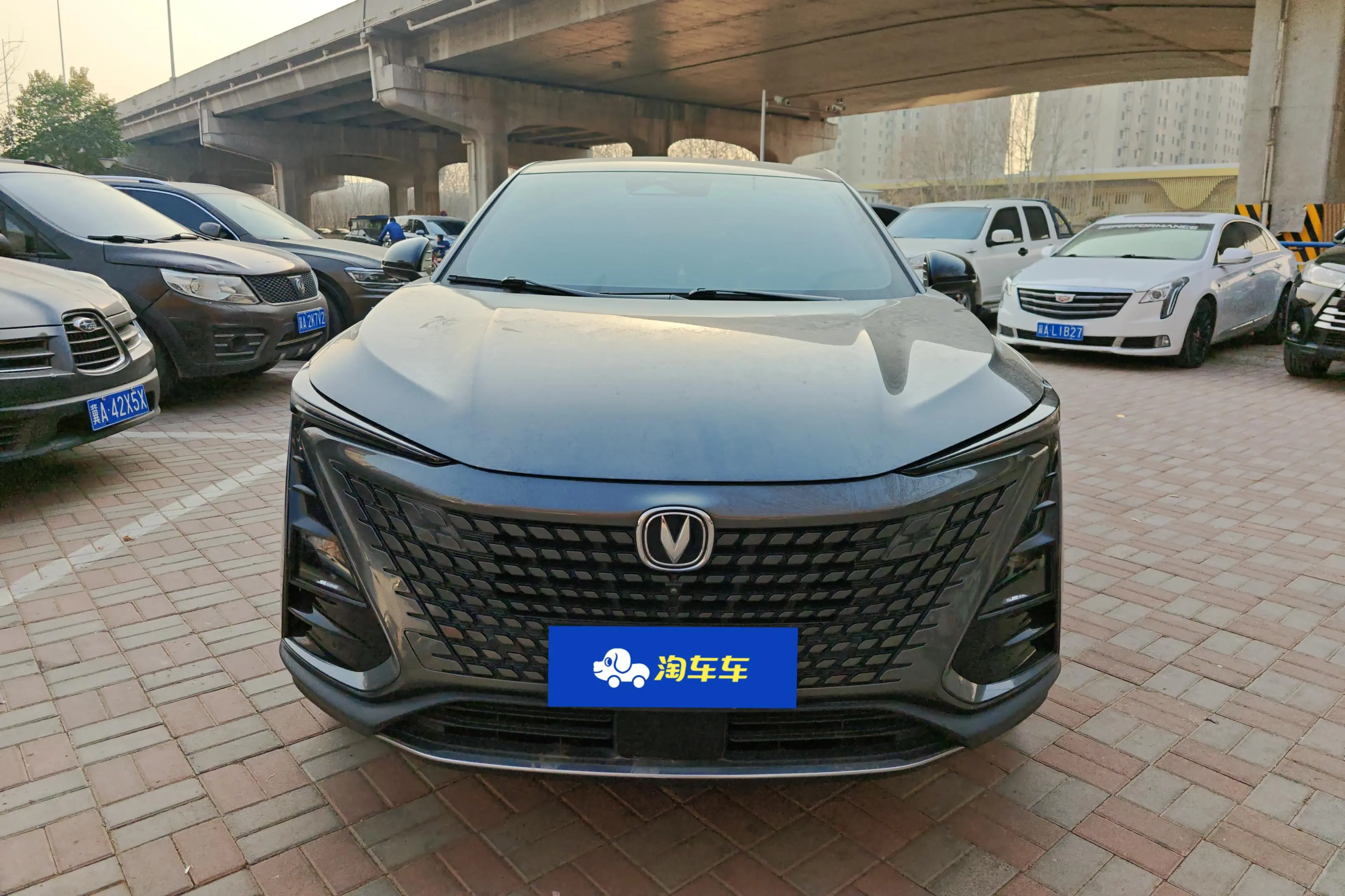 Changan UNI-T  из Китая