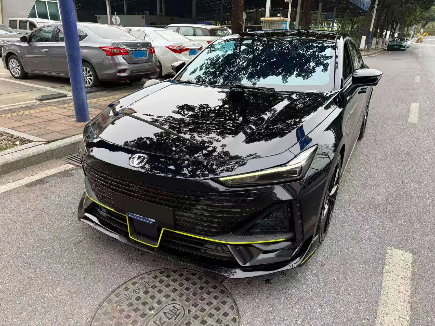 Changan UNI-V  из Китая